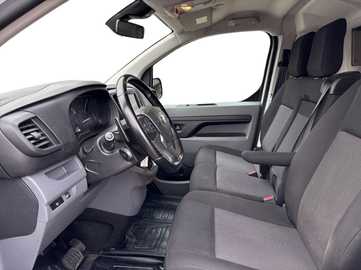 Billede af Toyota Proace Long 2,0 D Comfort Master To skydedør, bagklap 144HK Van 8g Aut.