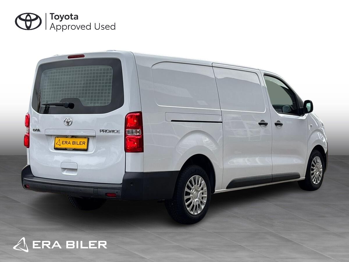 Billede af Toyota Proace Long 2,0 D Comfort Master To skydedør, bagklap 144HK Van 8g Aut.