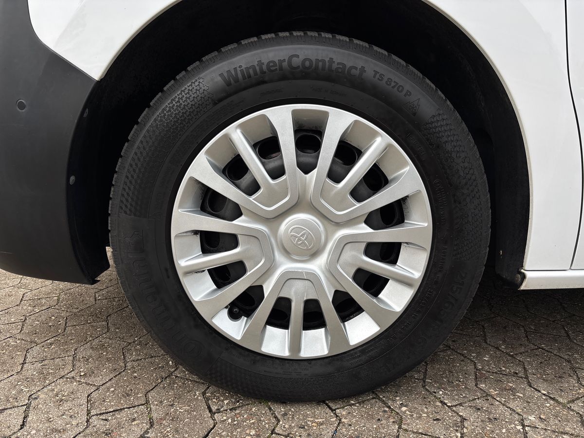 Billede af Toyota Proace Long 2,0 D Comfort Master To skydedør, bagklap 144HK Van 8g Aut.