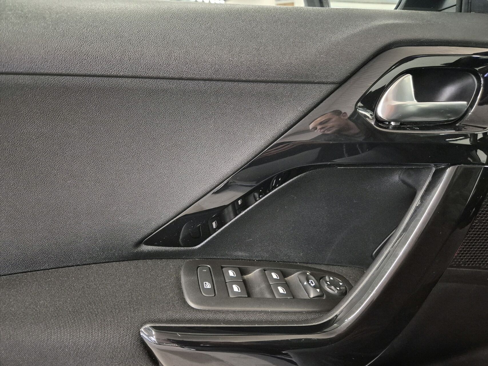 Billede af Peugeot 208 1,5 BlueHDi Allure 100HK 5d