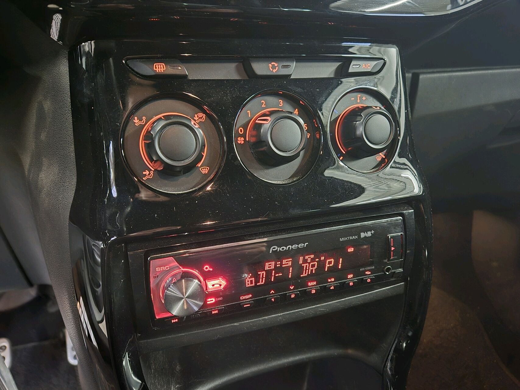 Billede af DS DS3 1,6 Blue HDi Style start/stop 100HK 3d