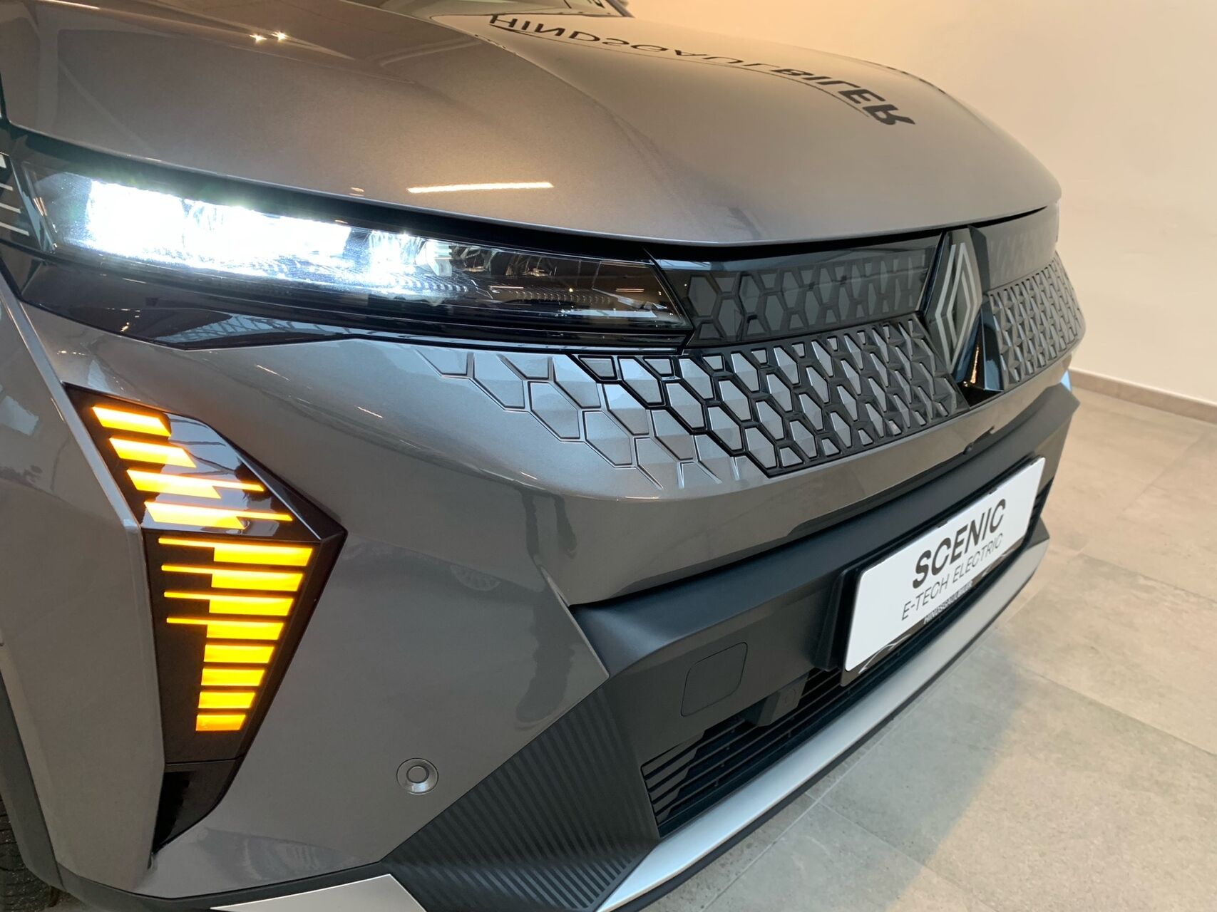 Billede af Renault Scénic E-TECH Iconic 220HK Aut.