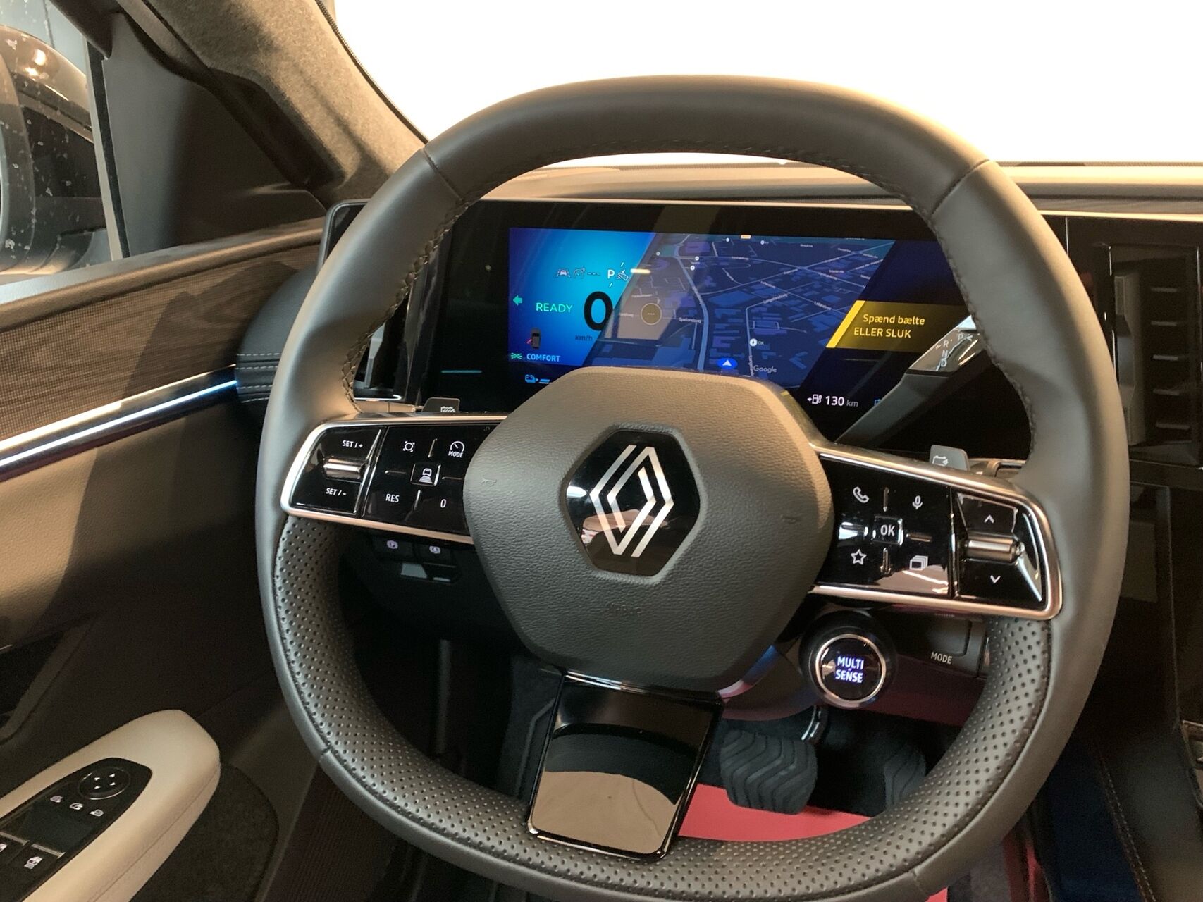 Billede af Renault Scénic E-TECH Iconic 220HK Aut.