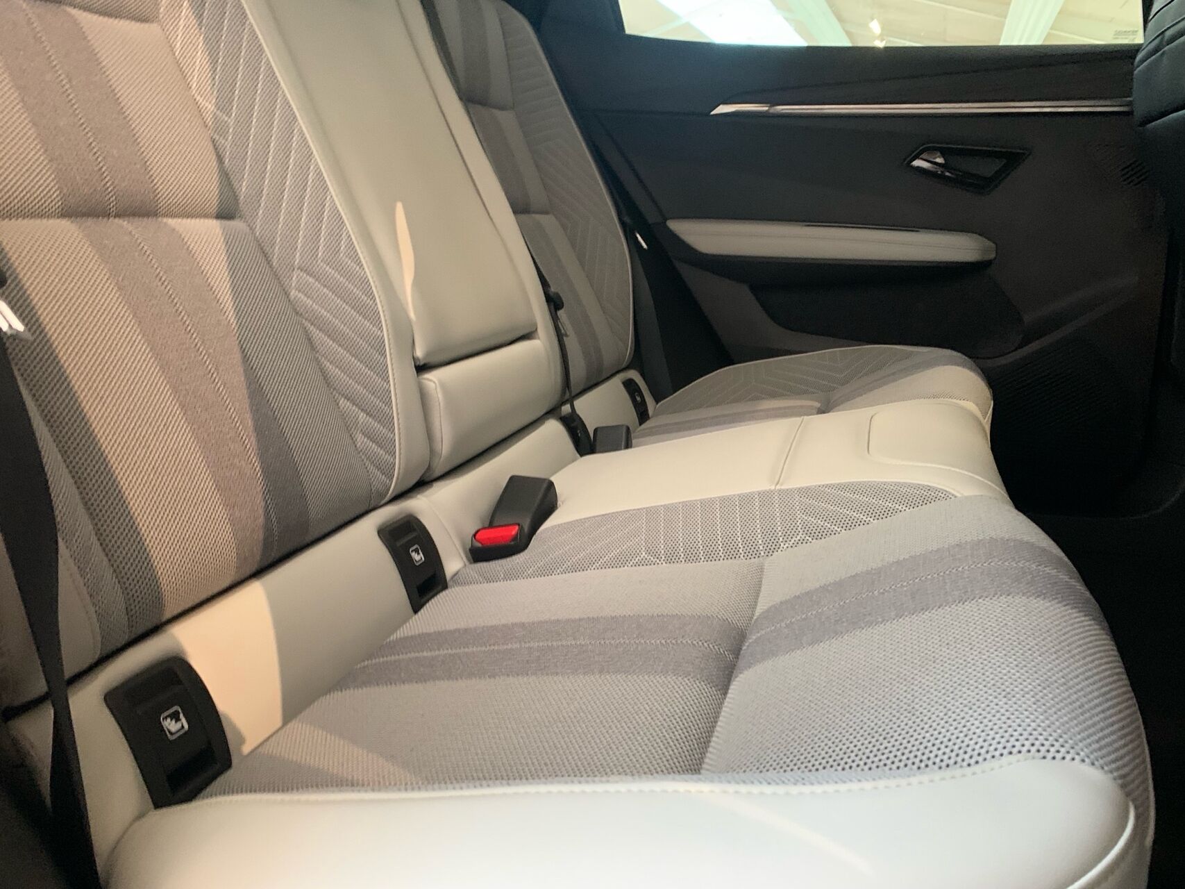 Billede af Renault Scénic E-TECH Iconic 220HK Aut.