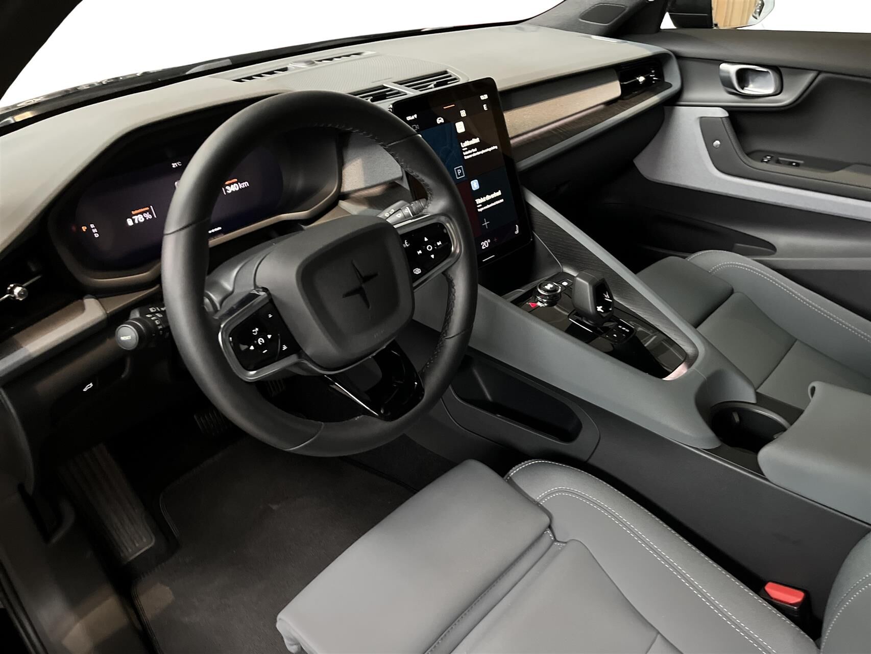 Billede af Polestar 2 EL Long Range Single motor Plus 231HK 5d Aut.