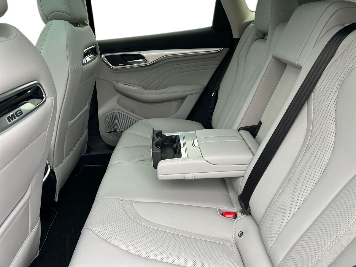 Billede af MG Marvel R EL Performance 4x4 288HK 5d Aut.