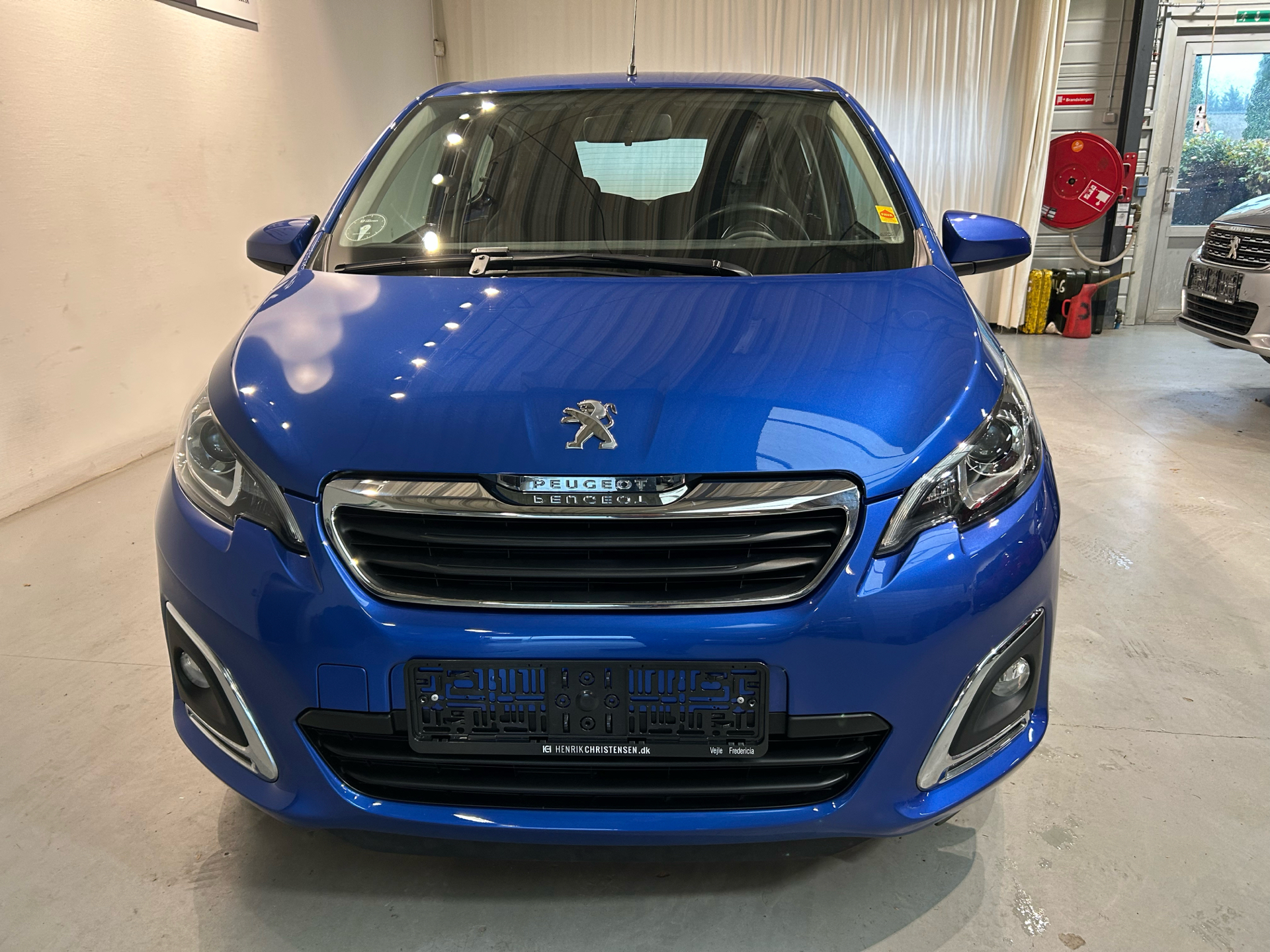 Billede af Peugeot 108 1,0 e-Vti Infinity 72HK 5d