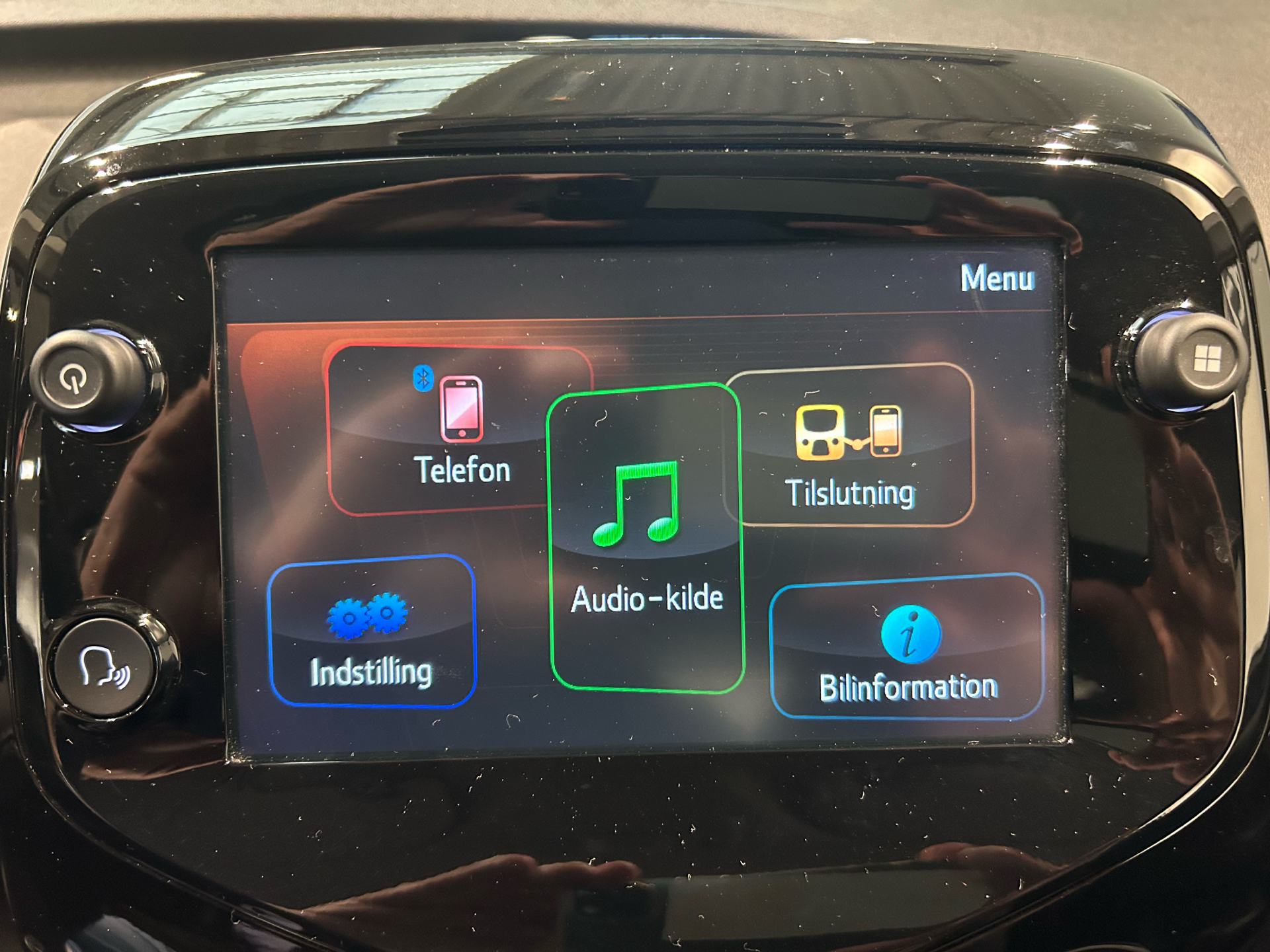 Billede af Peugeot 108 1,0 e-Vti Infinity 72HK 5d