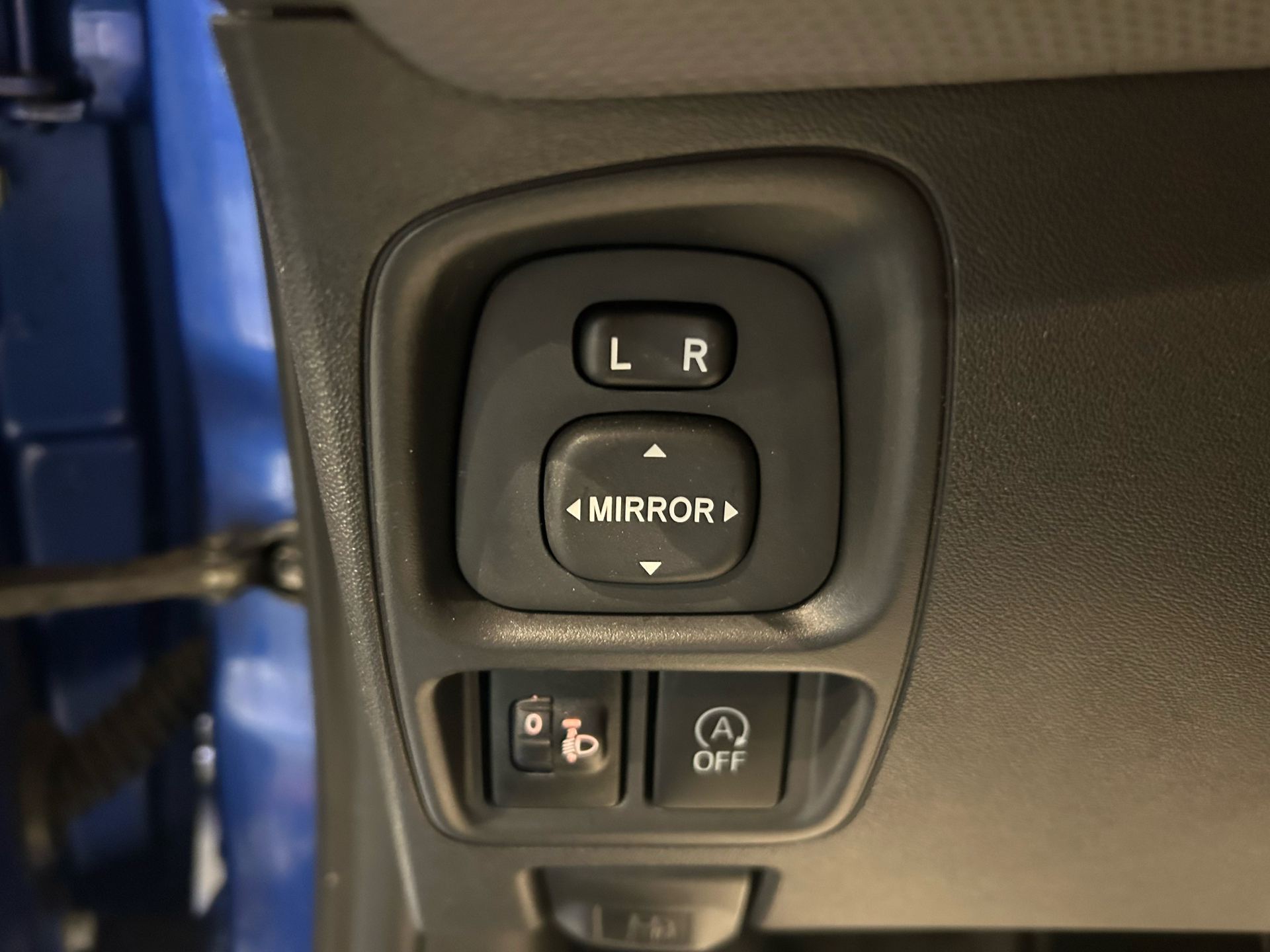 Billede af Peugeot 108 1,0 e-Vti Infinity 72HK 5d