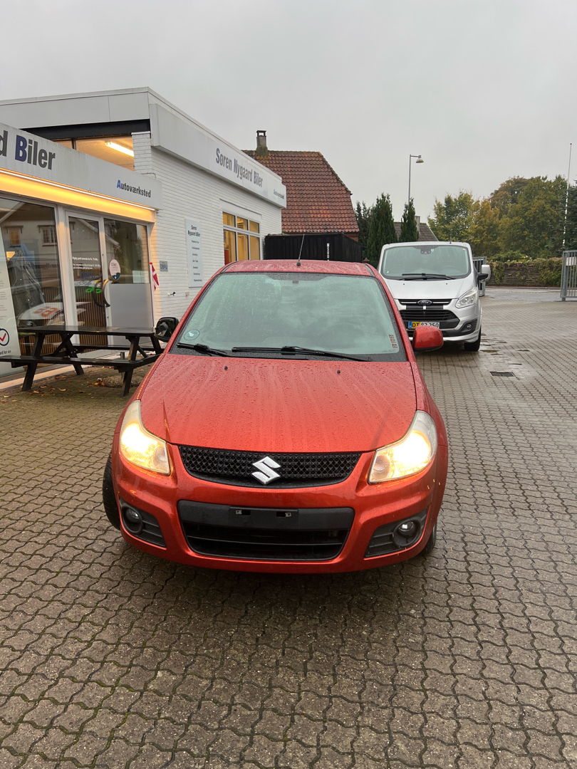 Billede af Suzuki SX4 1,6 16V GL A/C 120HK 5d