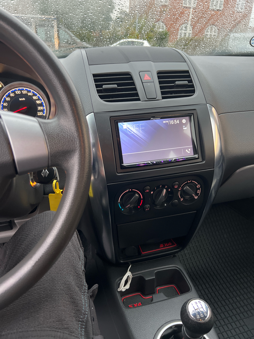 Billede af Suzuki SX4 1,6 16V GL A/C 120HK 5d