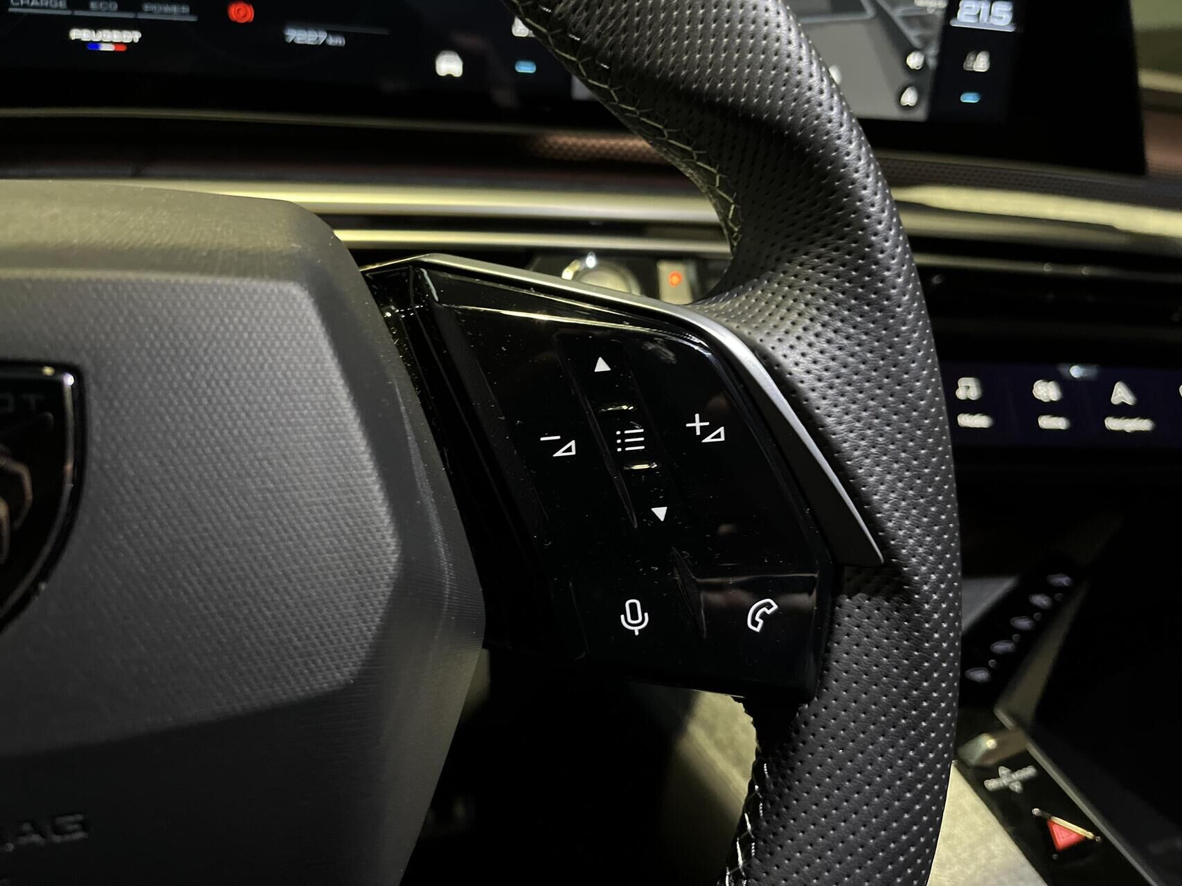 Billede af Peugeot e-5008 EL GT Pack 210HK 5d Aut.