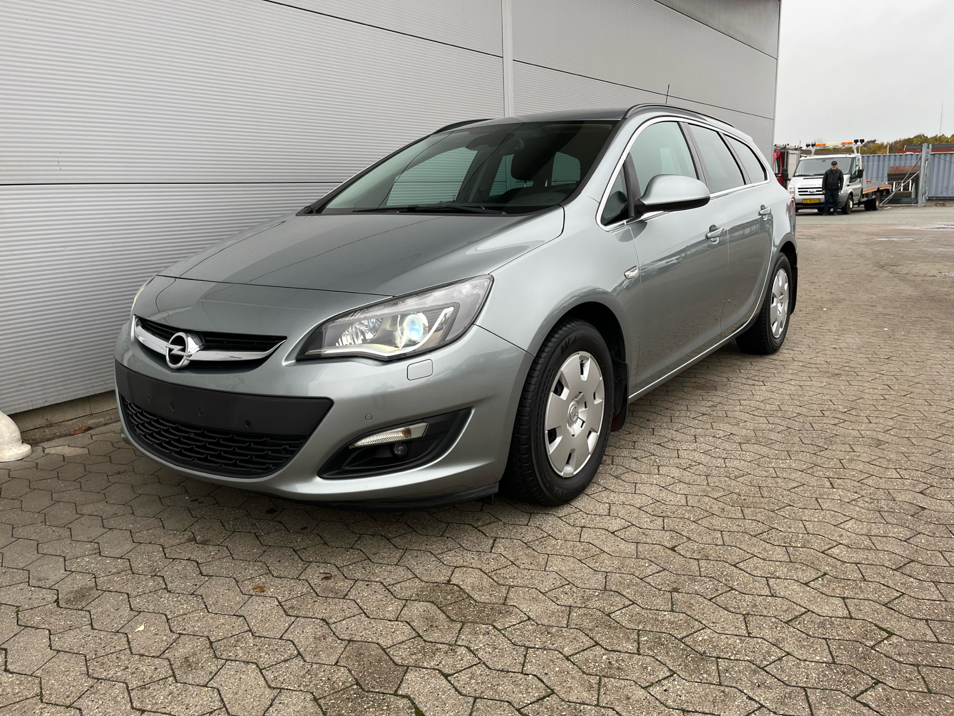 Billede af Opel Astra Sports Tourer 1,4 Turbo Enjoy Start/Stop 140HK Stc 6g