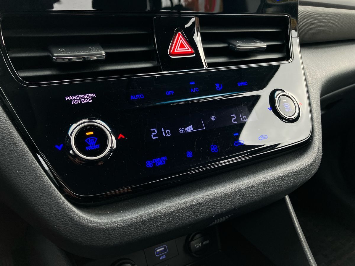 Billede af Hyundai Ioniq 1,6 GDI  Plugin-hybrid Trend plug-in 141HK 5d 6g Aut.