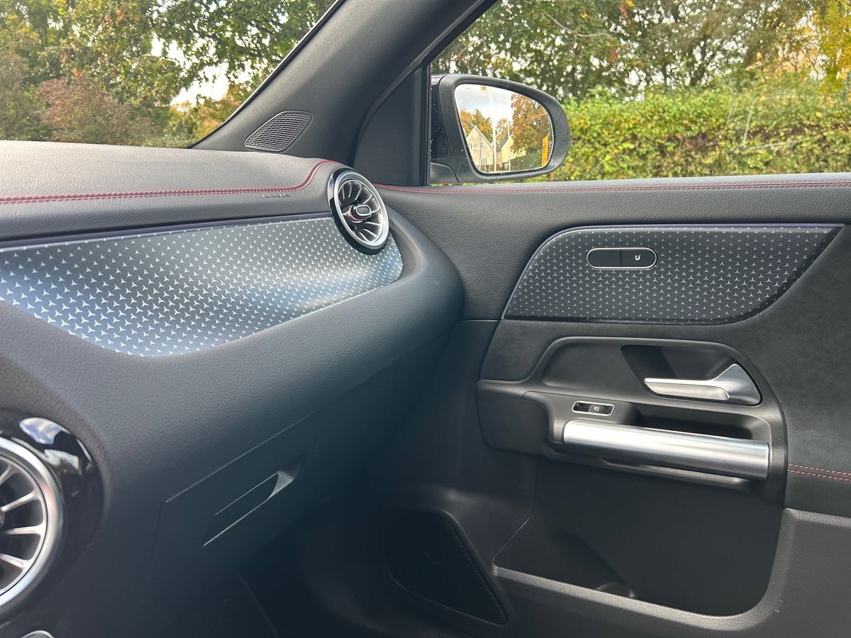 Billede af Mercedes-Benz EQA 250 EL AMG Line 190HK 5d Aut.