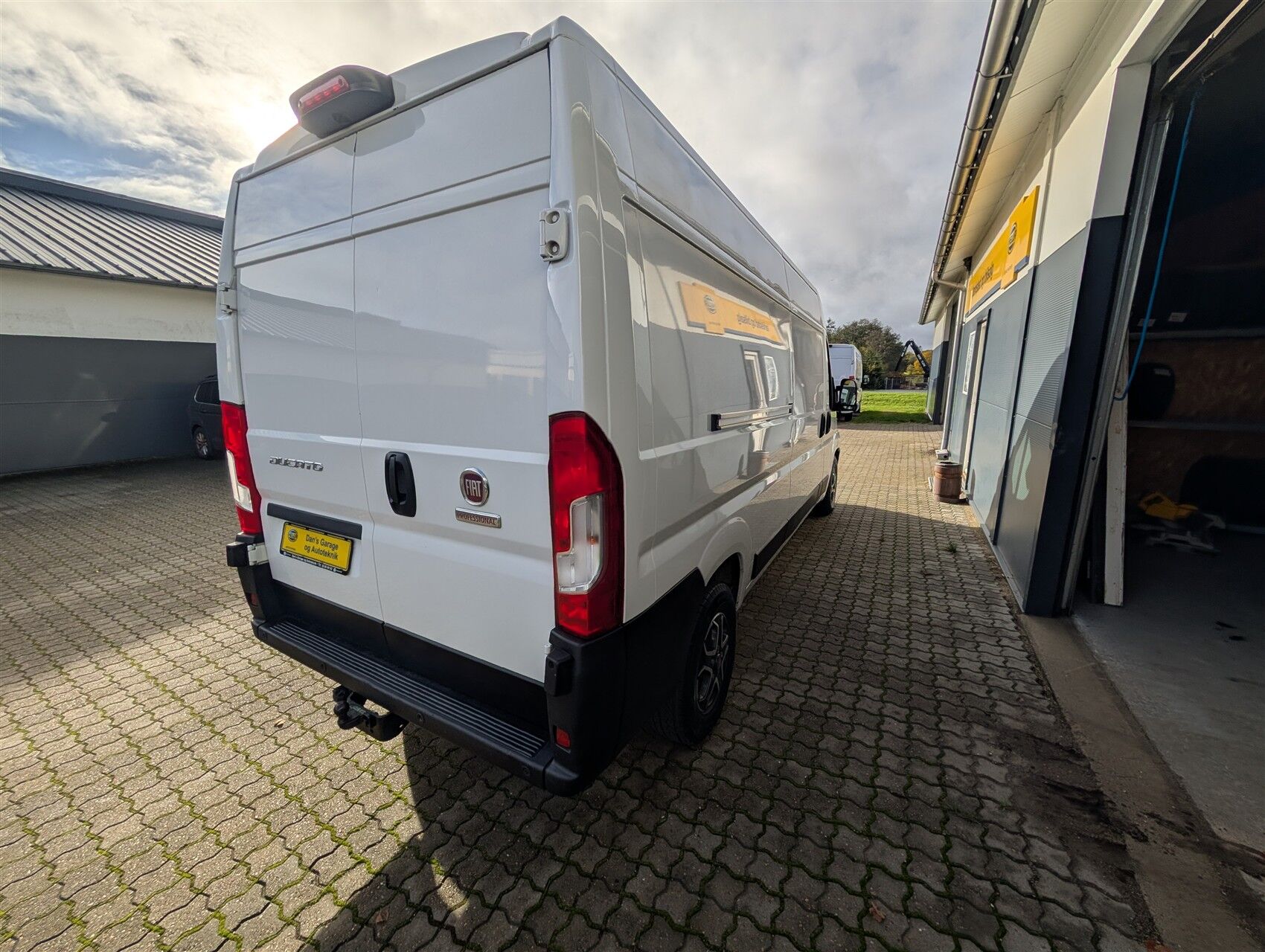 Billede af Fiat Ducato 35 L3H2 2,3 MJT Professional Plus 140HK Van 6g