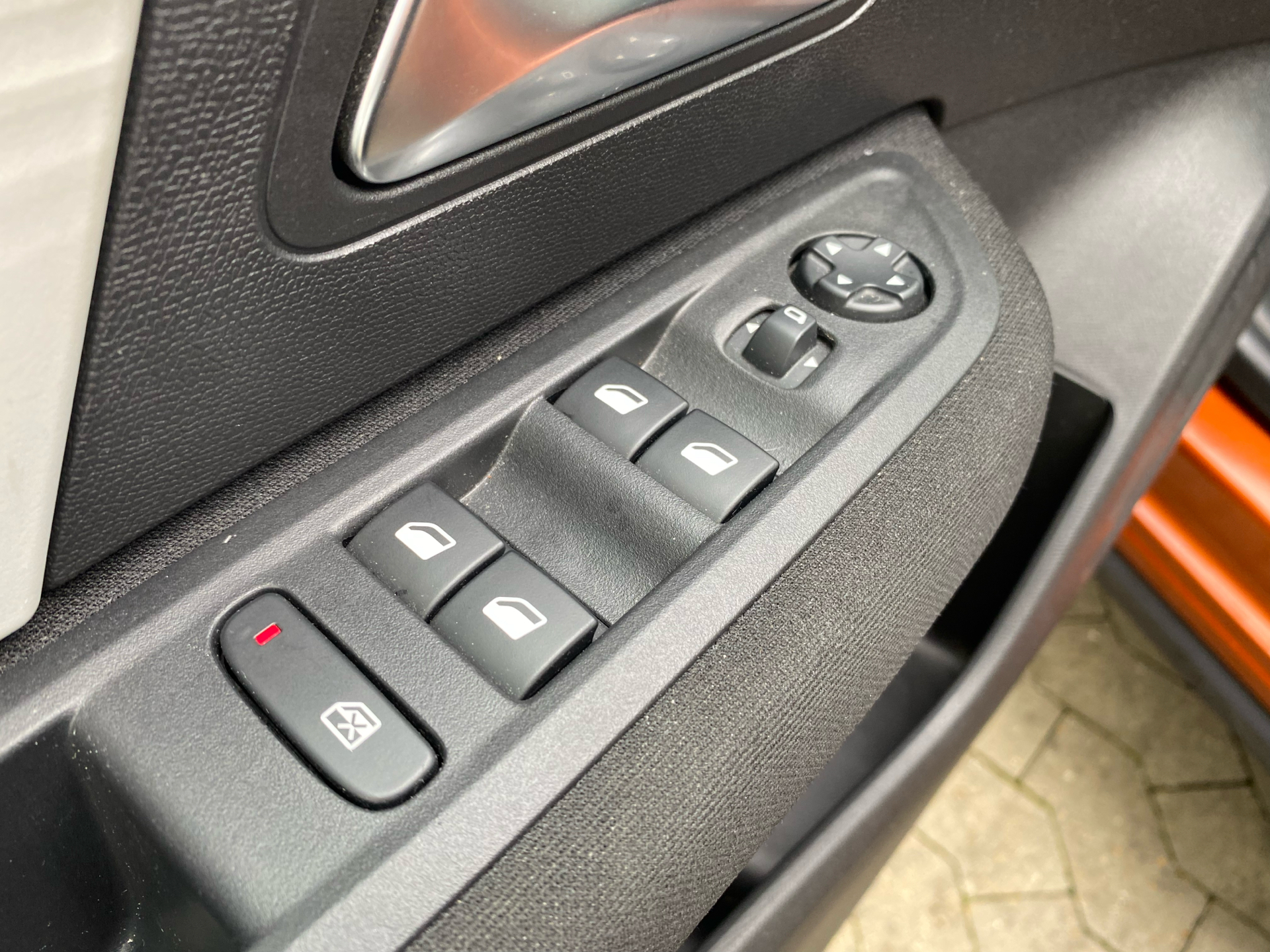 Billede af Citroën C4 1,2 PureTech Iconic EAT8 130HK 5d 8g Aut.