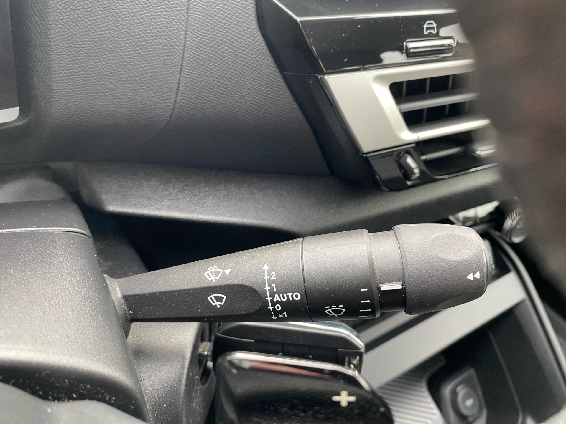 Billede af Citroën C4 1,2 PureTech Iconic EAT8 130HK 5d 8g Aut.