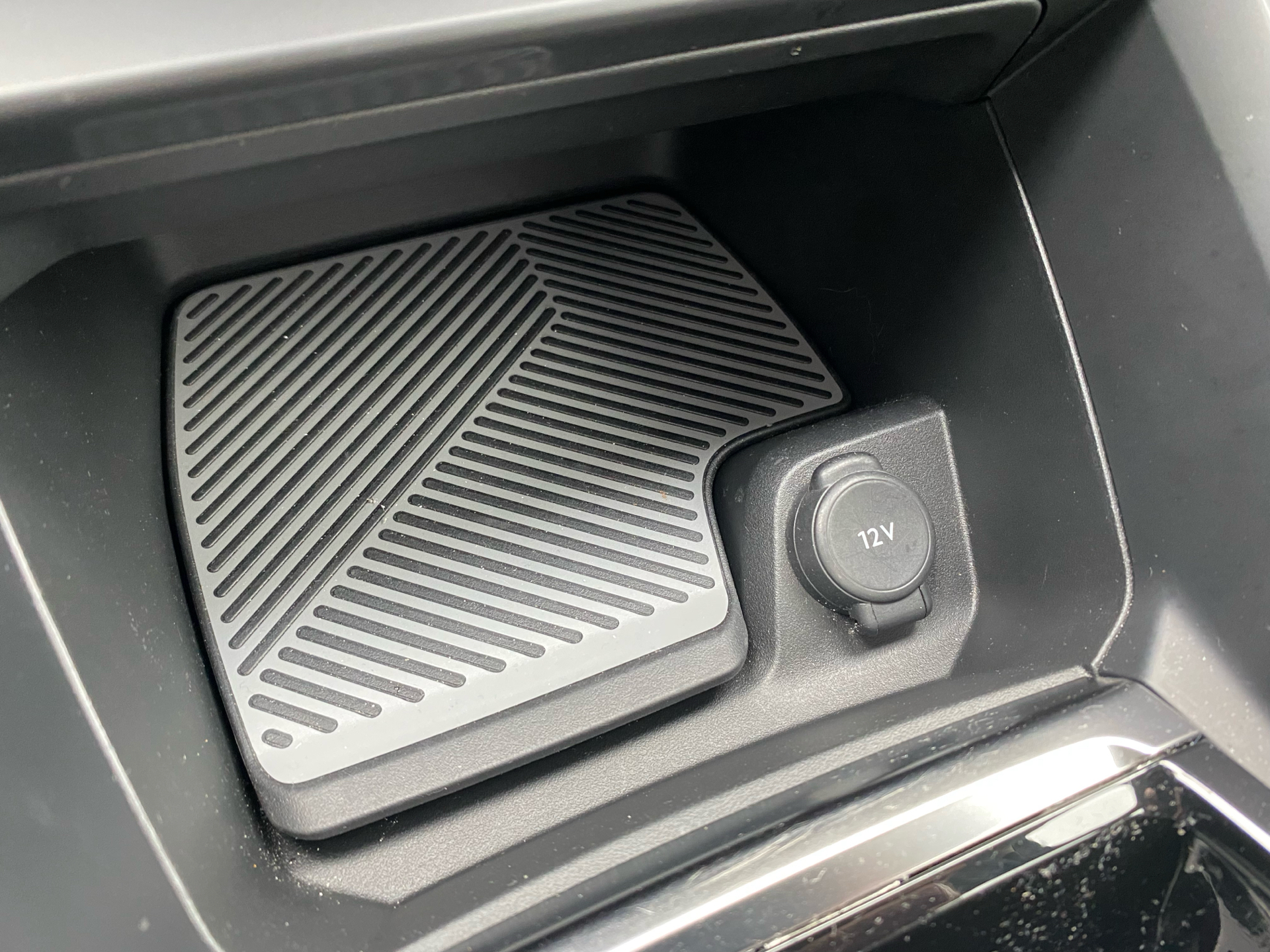 Billede af Citroën C4 1,2 PureTech Iconic EAT8 130HK 5d 8g Aut.