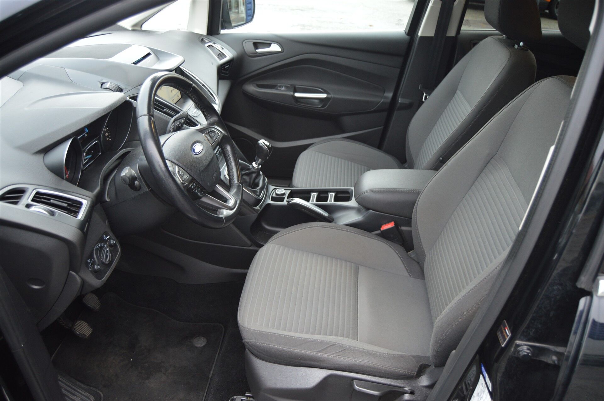 Billede af Ford C-MAX 1,0 EcoBoost Titanium Start/Stop 125HK 6g