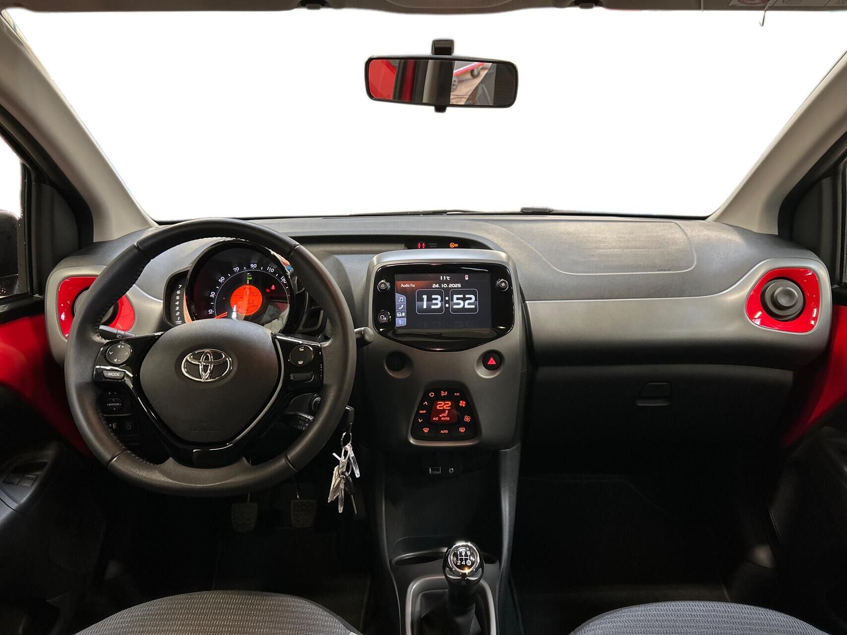 Billede af Toyota Aygo 1,0 VVT-I X-Press 72HK 5d