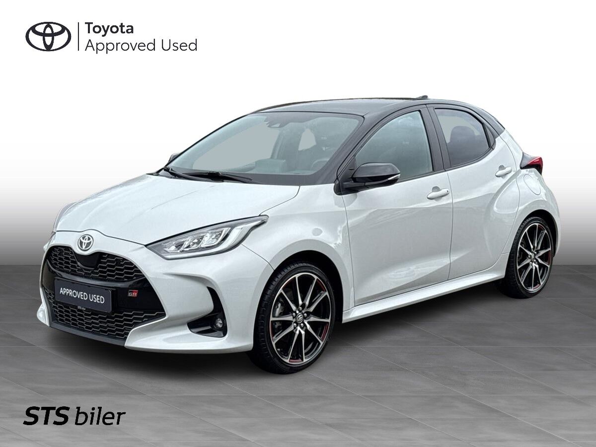 Billede af Toyota Yaris 1,5 Hybrid GR Sport Panorama 116HK 5d Trinl. Gear