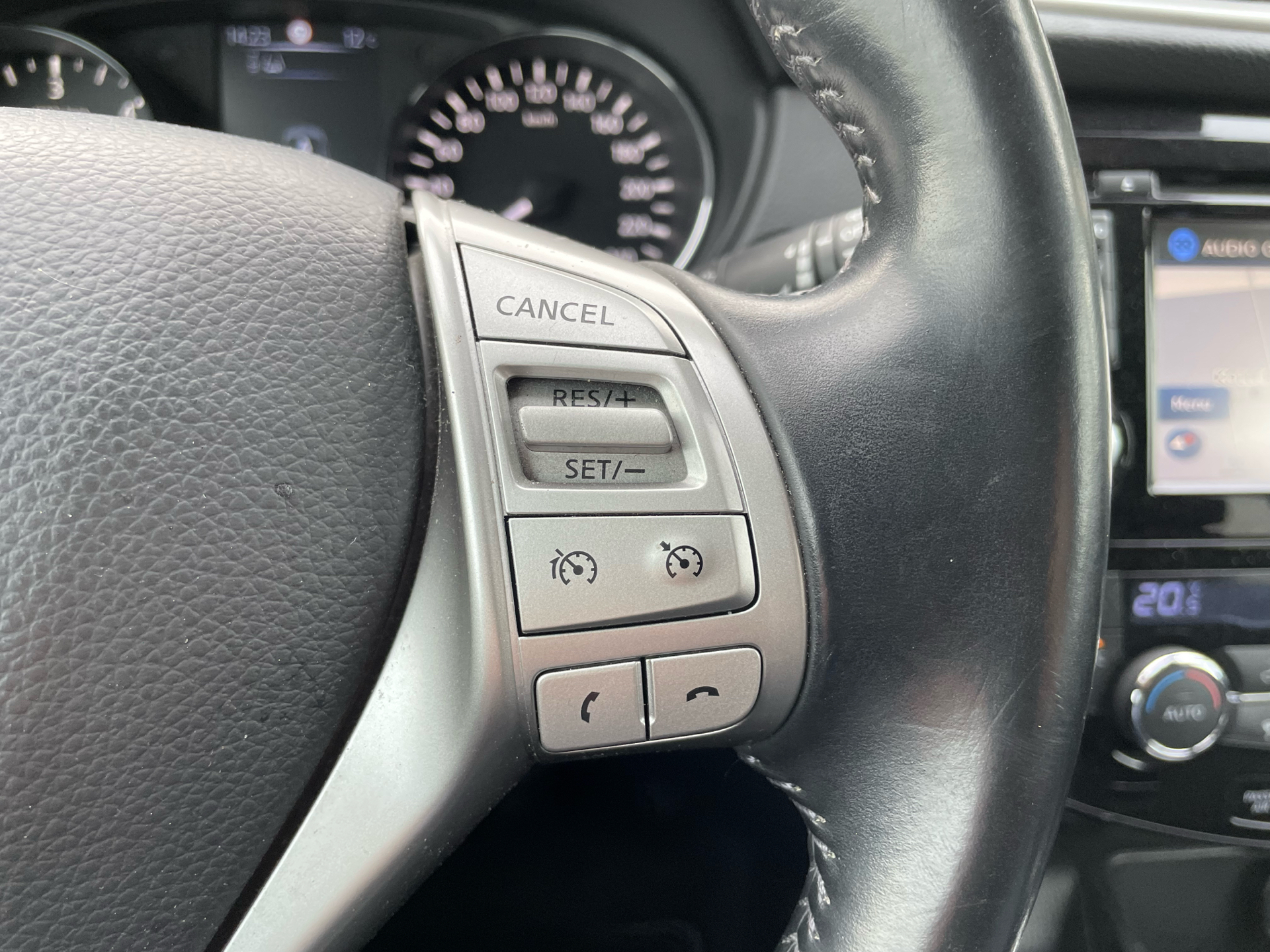 Billede af Nissan Qashqai 1,5 DCi Tekna 4x2 Start/Stop 110HK 5d 6g
