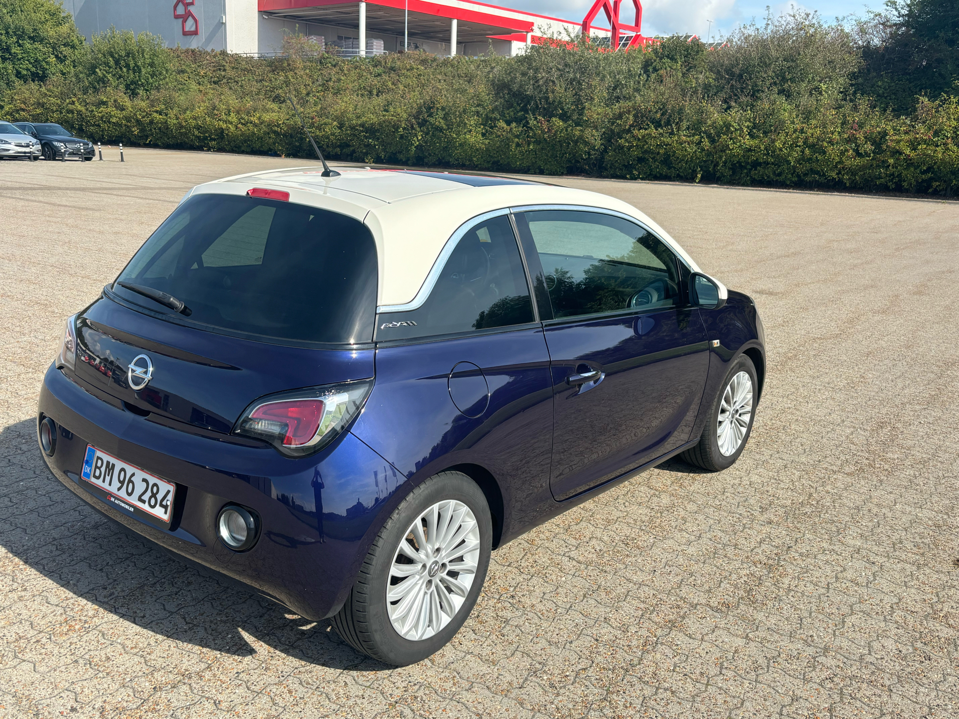 Billede af Opel Adam 1,4 GLAM 87HK 3d