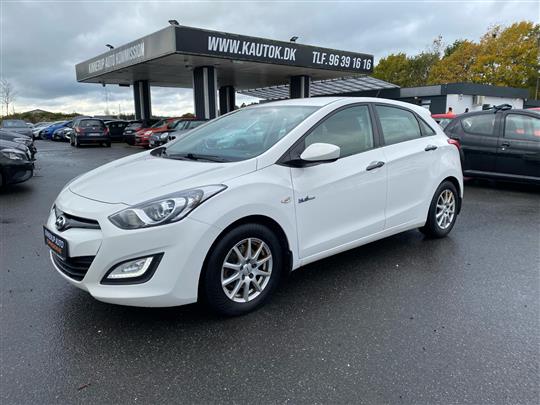 Hyundai i30 1,6 CRDi XTR ISG 110HK 5d 6g