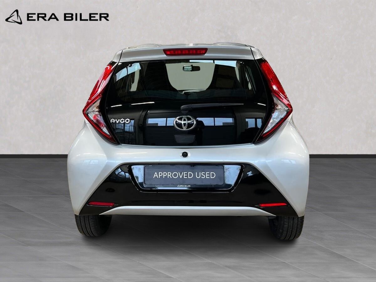 Billede af Toyota Aygo 1,0 VVT-I X-plore DAB+ 72HK 5d