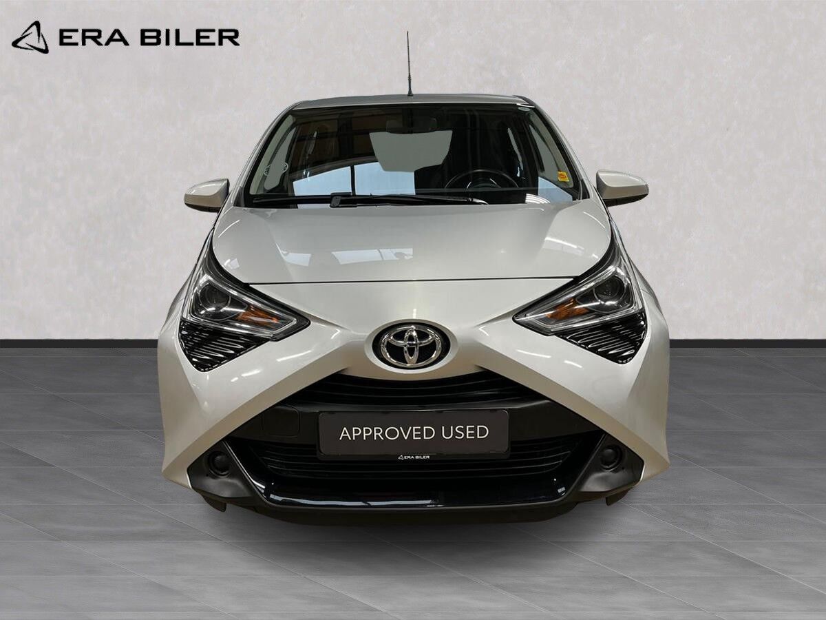 Billede af Toyota Aygo 1,0 VVT-I X-plore DAB+ 72HK 5d