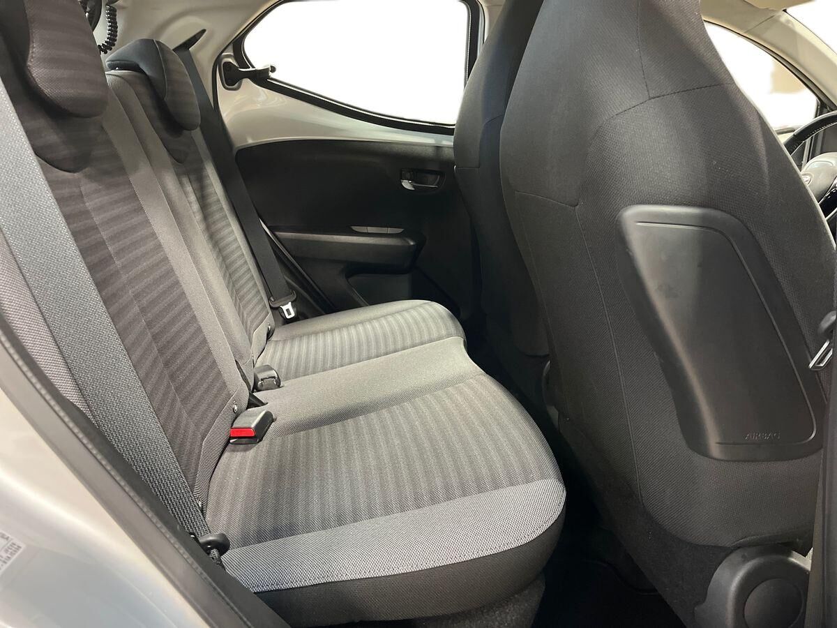 Billede af Toyota Aygo 1,0 VVT-I X-plore DAB+ 72HK 5d