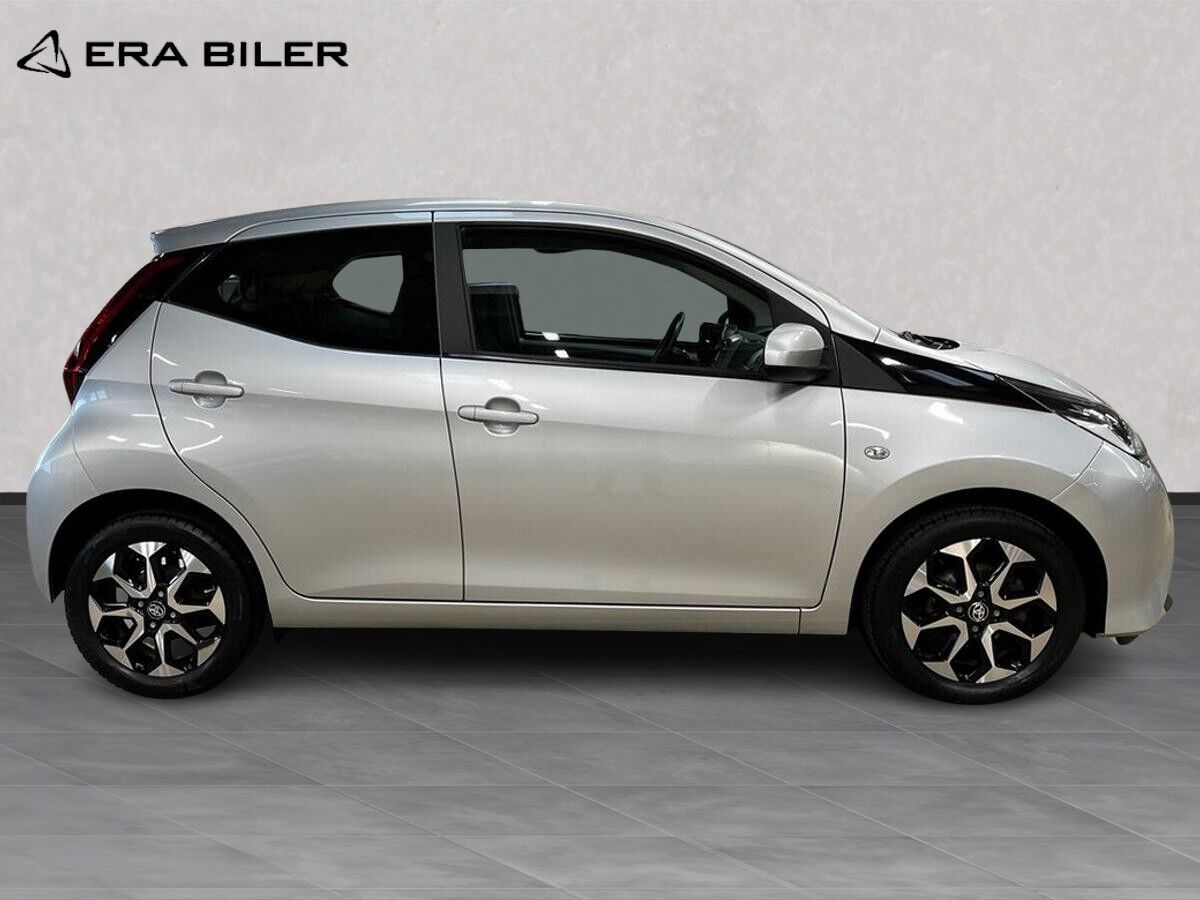 Billede af Toyota Aygo 1,0 VVT-I X-plore DAB+ 72HK 5d