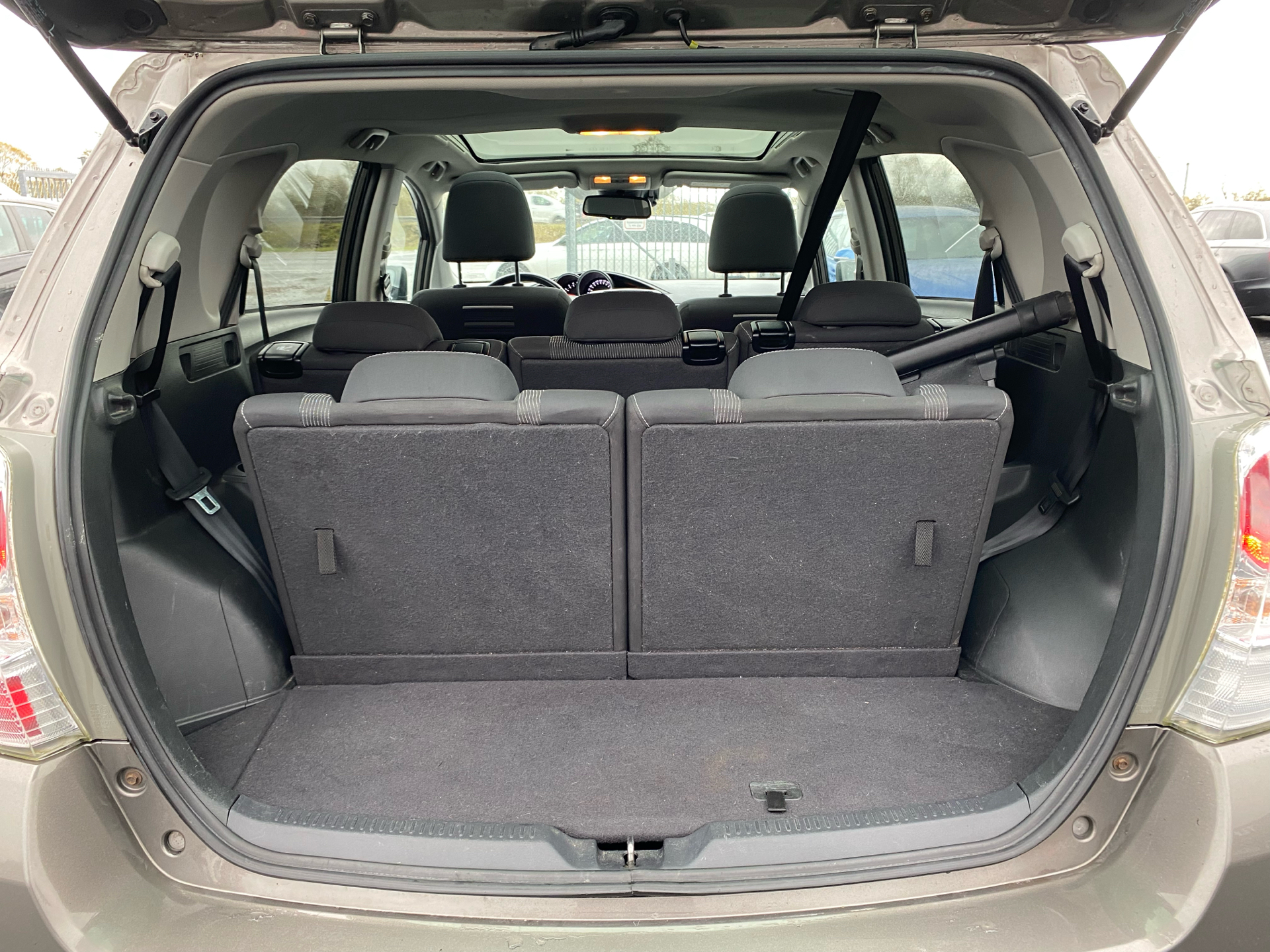 Billede af Toyota Verso 7 pers. 1,6 D-4D T2 premium + Skyview 112HK 6g