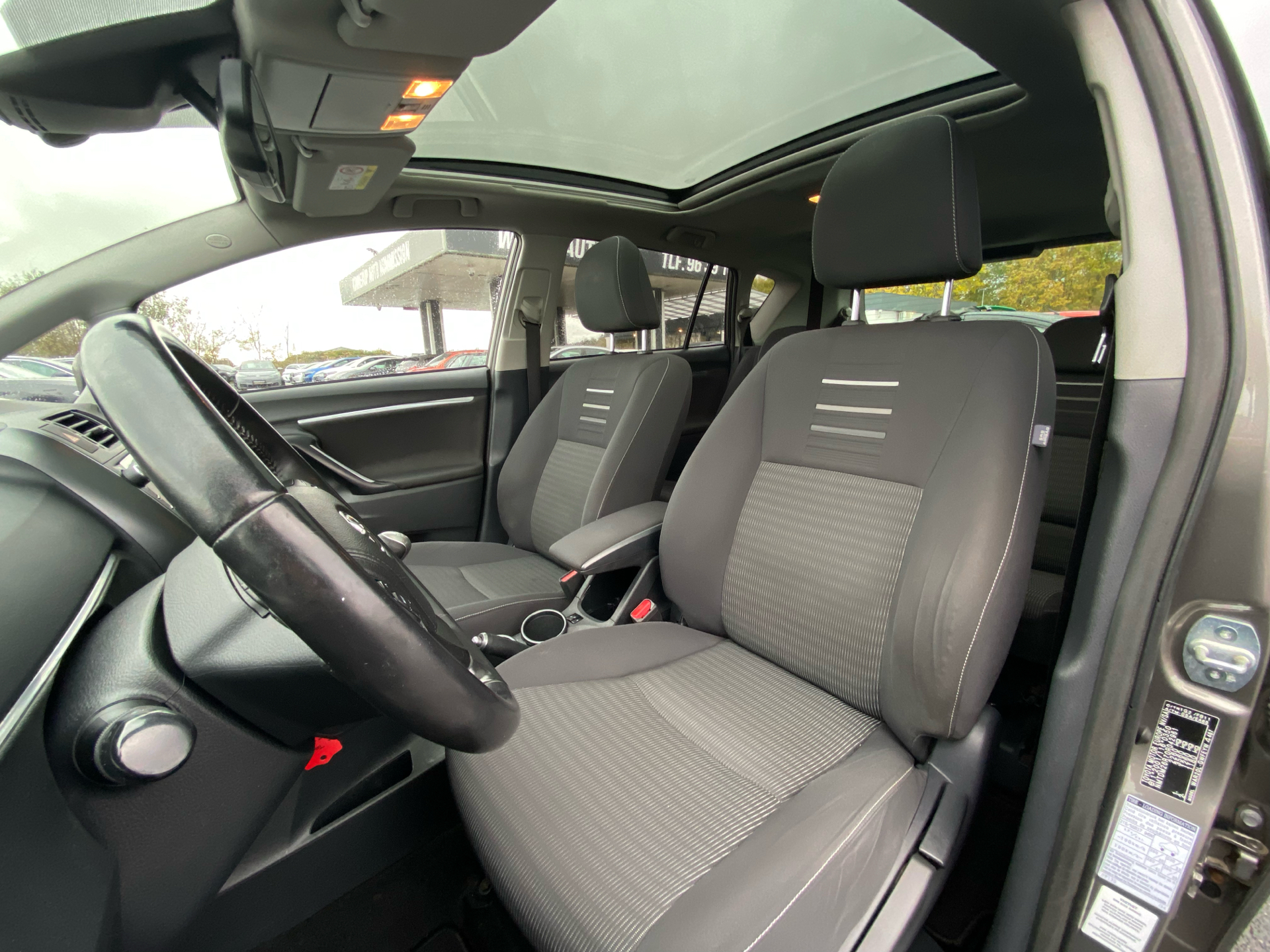 Billede af Toyota Verso 7 pers. 1,6 D-4D T2 premium + Skyview 112HK 6g