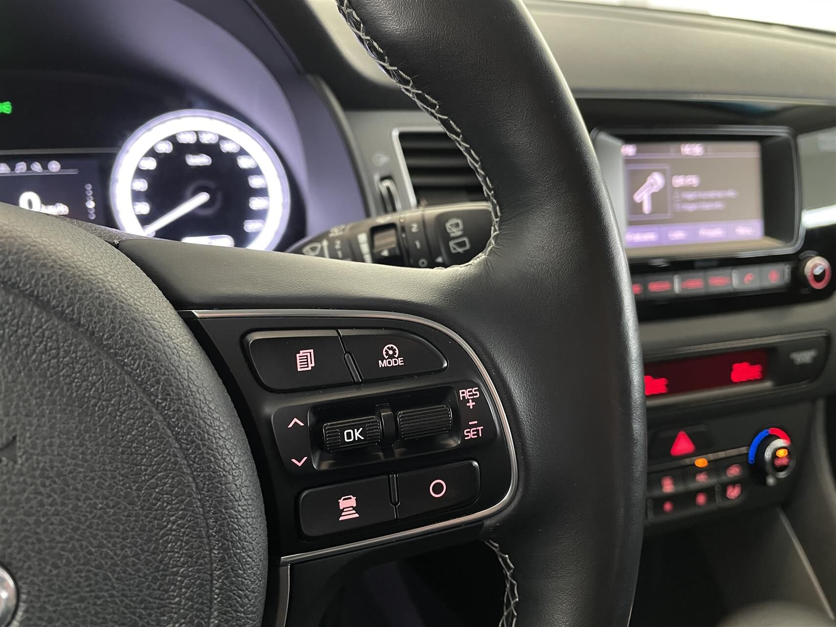 Billede af Kia Niro 1,6 GDI HEV  Hybrid Comfort DCT 141HK 5d 6g Aut.