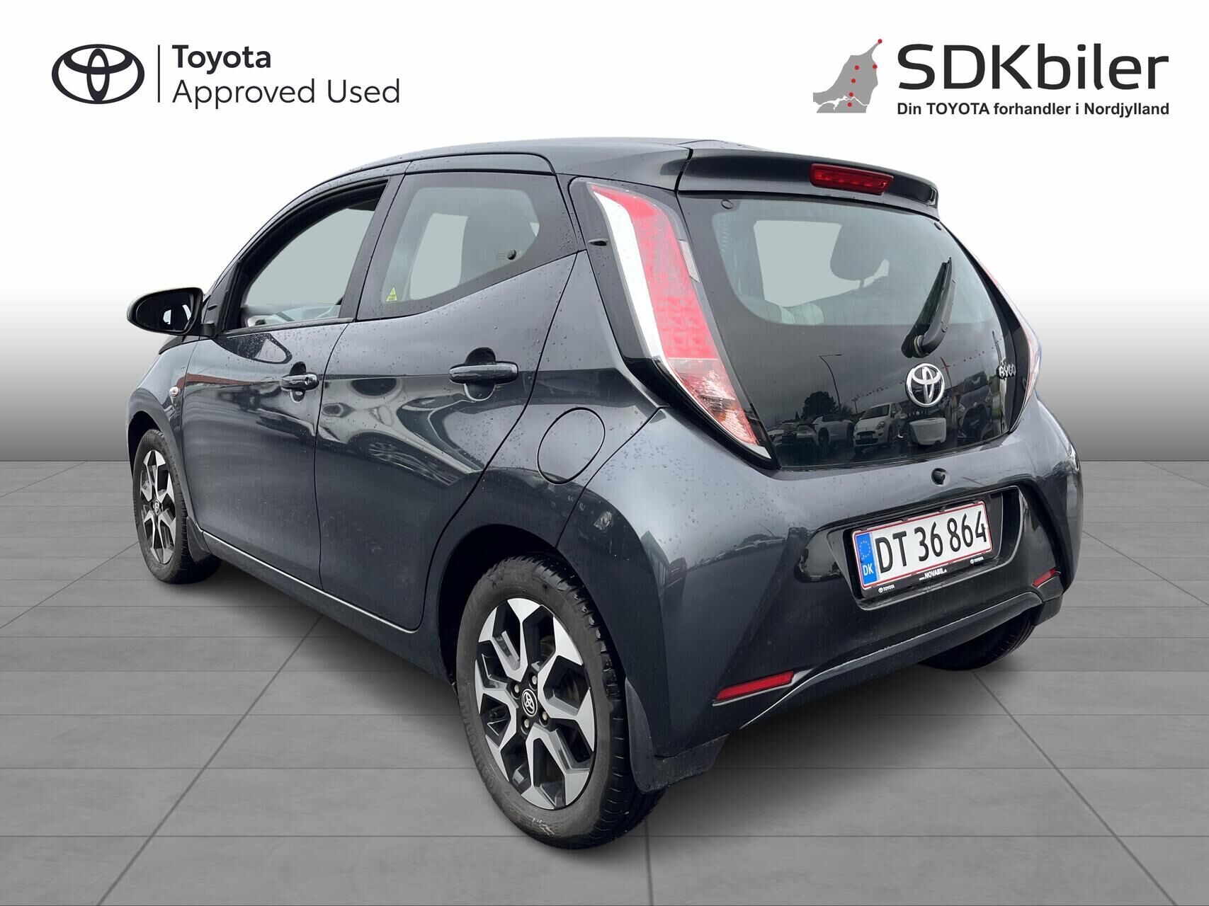 Billede af Toyota Aygo 1,0 VVT-I X-Play + X-Touch 69HK 5d