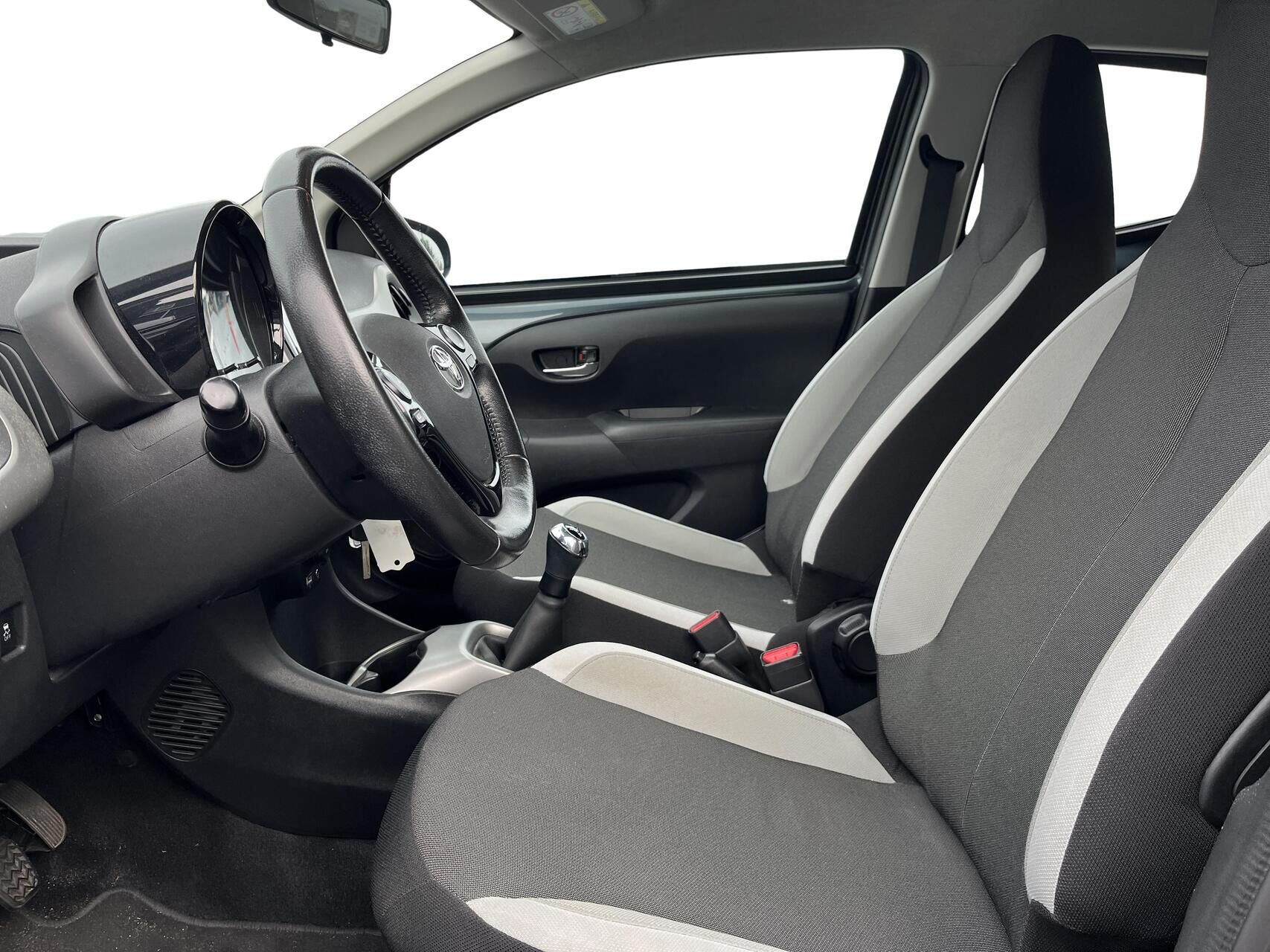 Billede af Toyota Aygo 1,0 VVT-I X-Play + X-Touch 69HK 5d