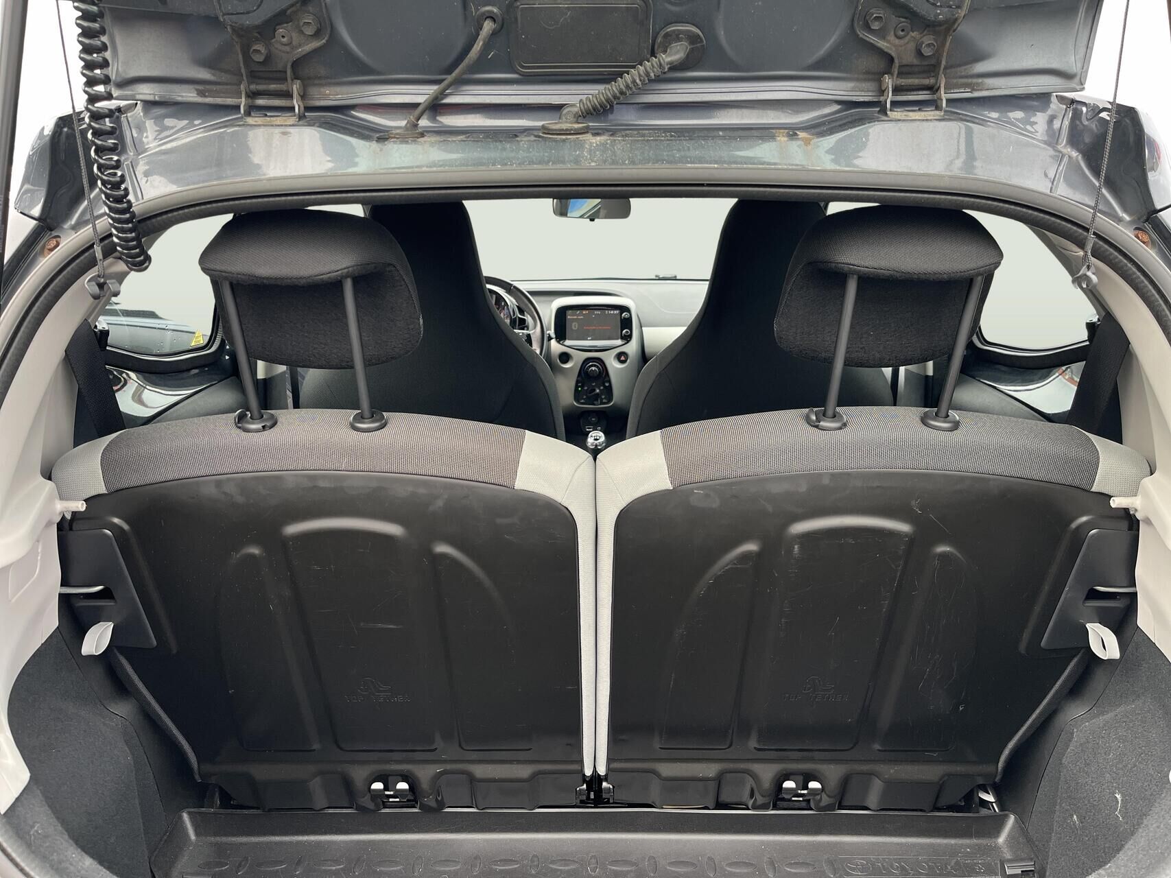 Billede af Toyota Aygo 1,0 VVT-I X-Play + X-Touch 69HK 5d