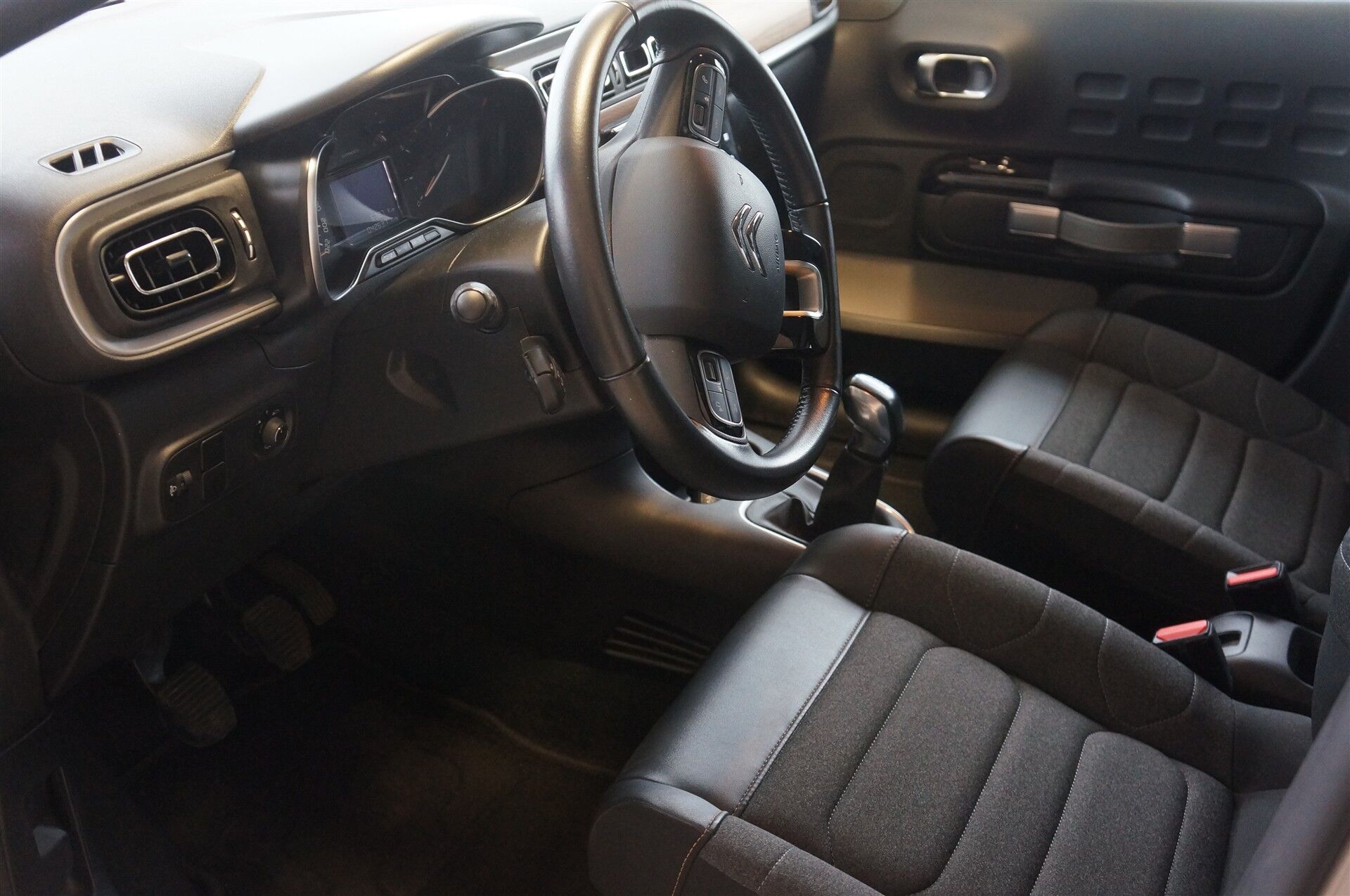 Billede af Citroën C3 1,2 PureTech Shine Sport 83HK 5d