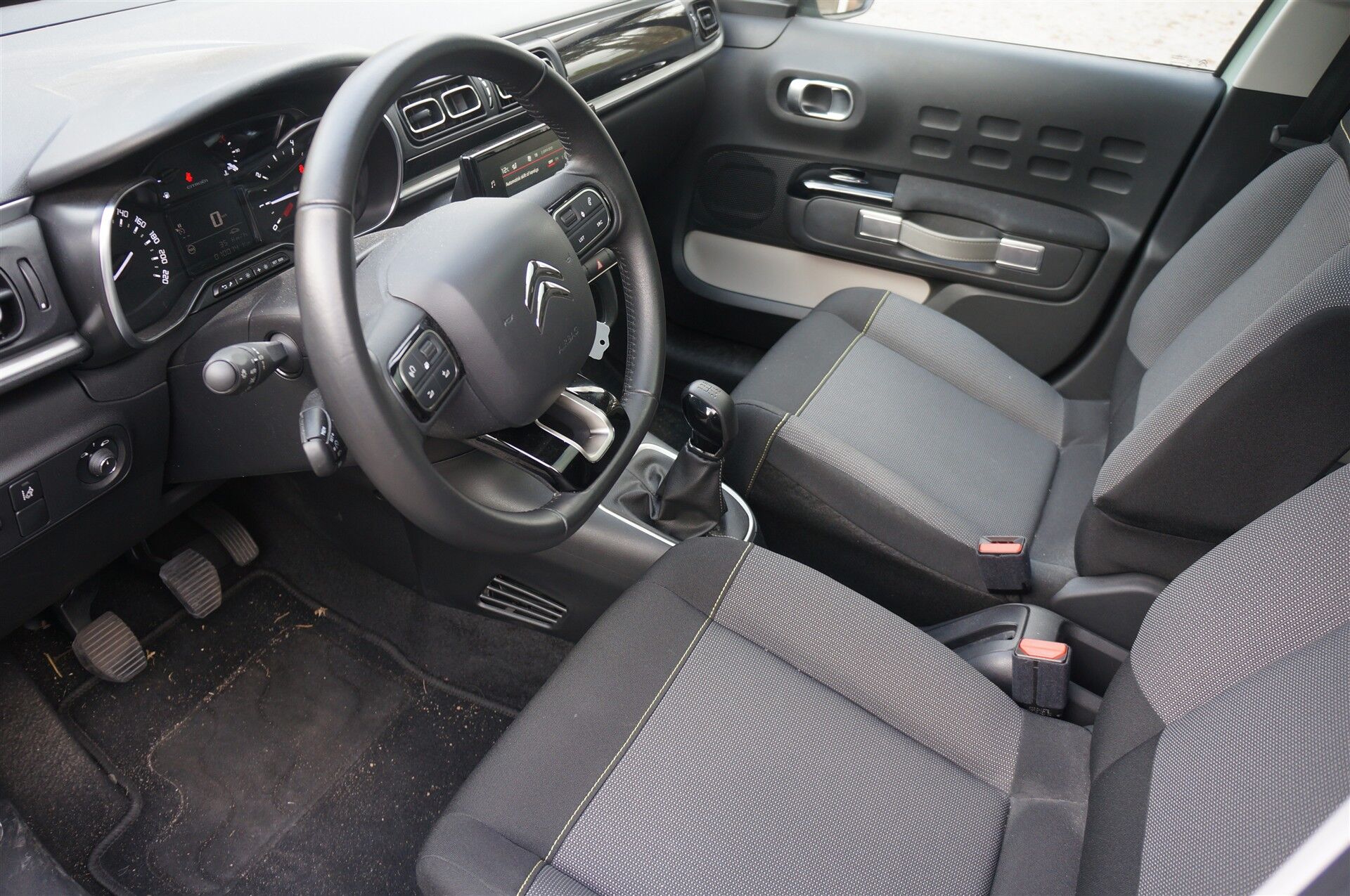 Billede af Citroën C3 1,2 PureTech VTR Sport start/stop 82HK 5d