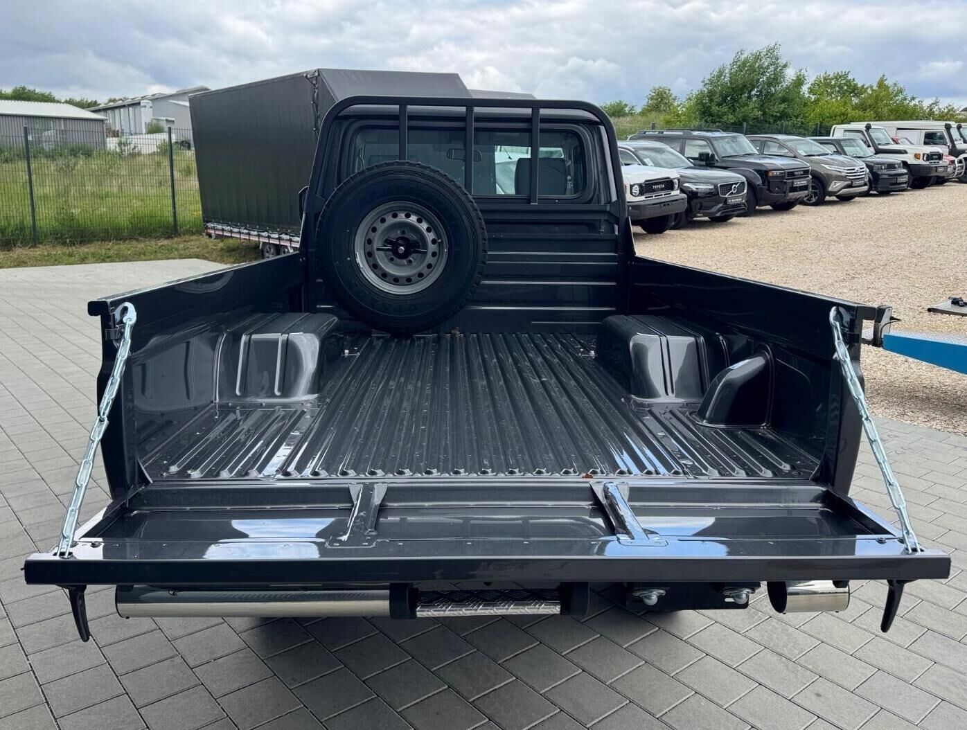 Billede af Toyota Landcruiser 4,0 4x4 271HK Pick-Up Aut.