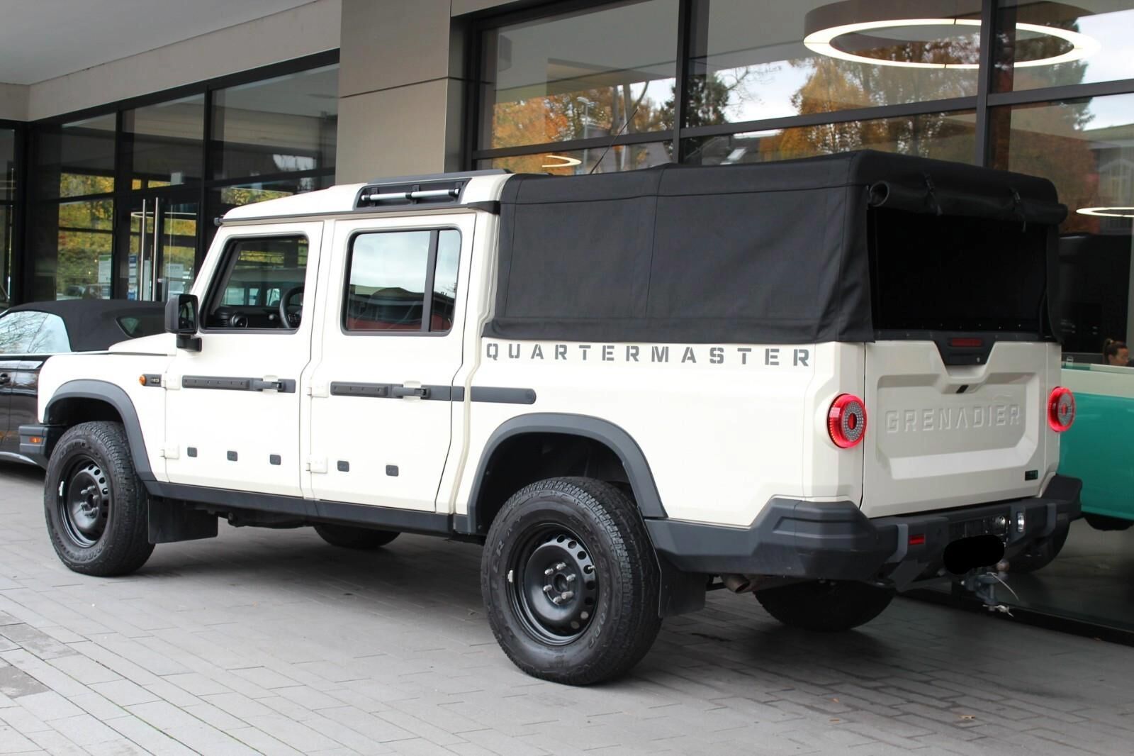 Billede af Ineos Quatermaster 3,0 D 4x4 249HK DobKab 8g Aut.