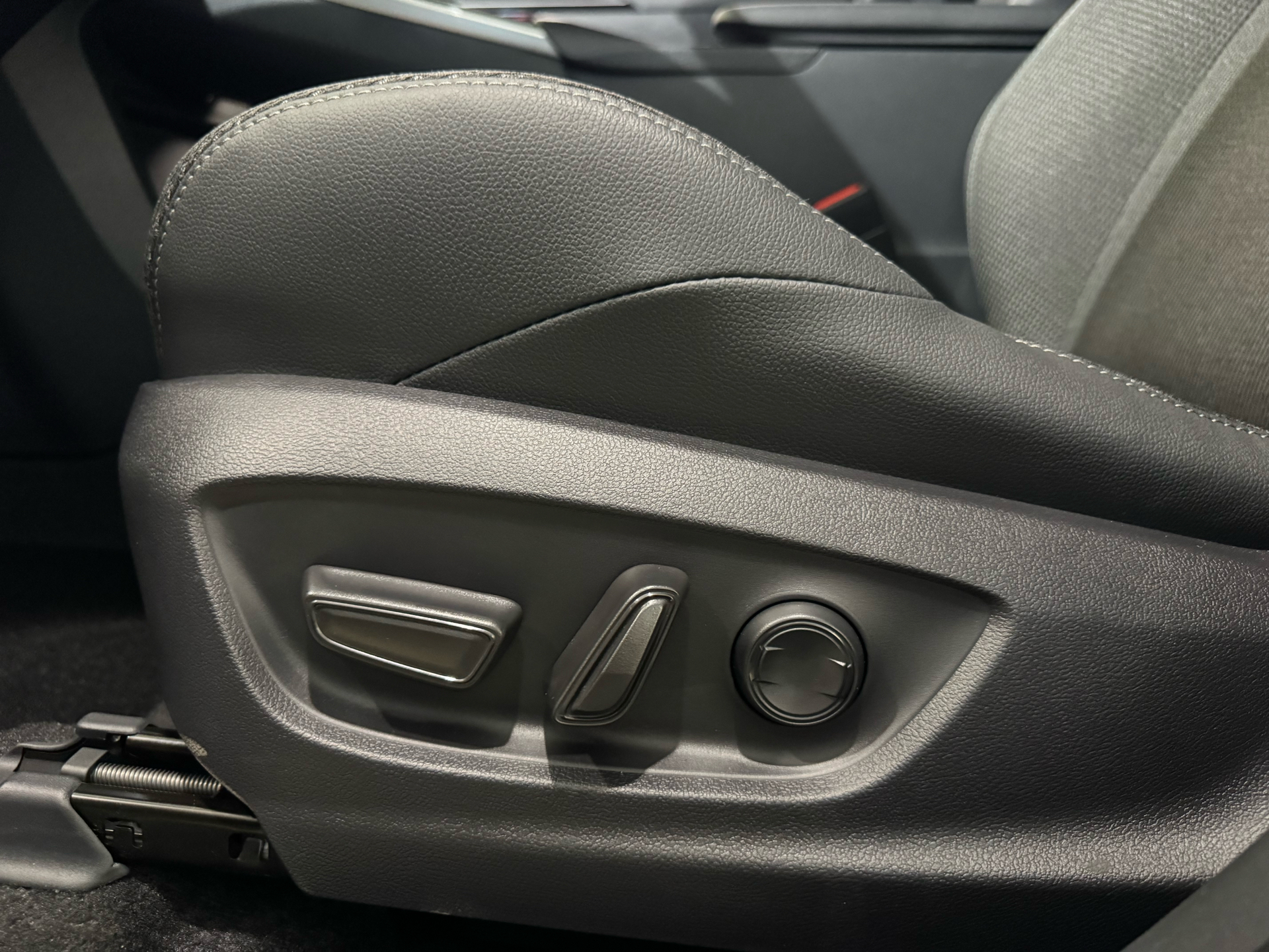 Billede af Toyota BZ4X EL Active Business 204HK 5d Aut.