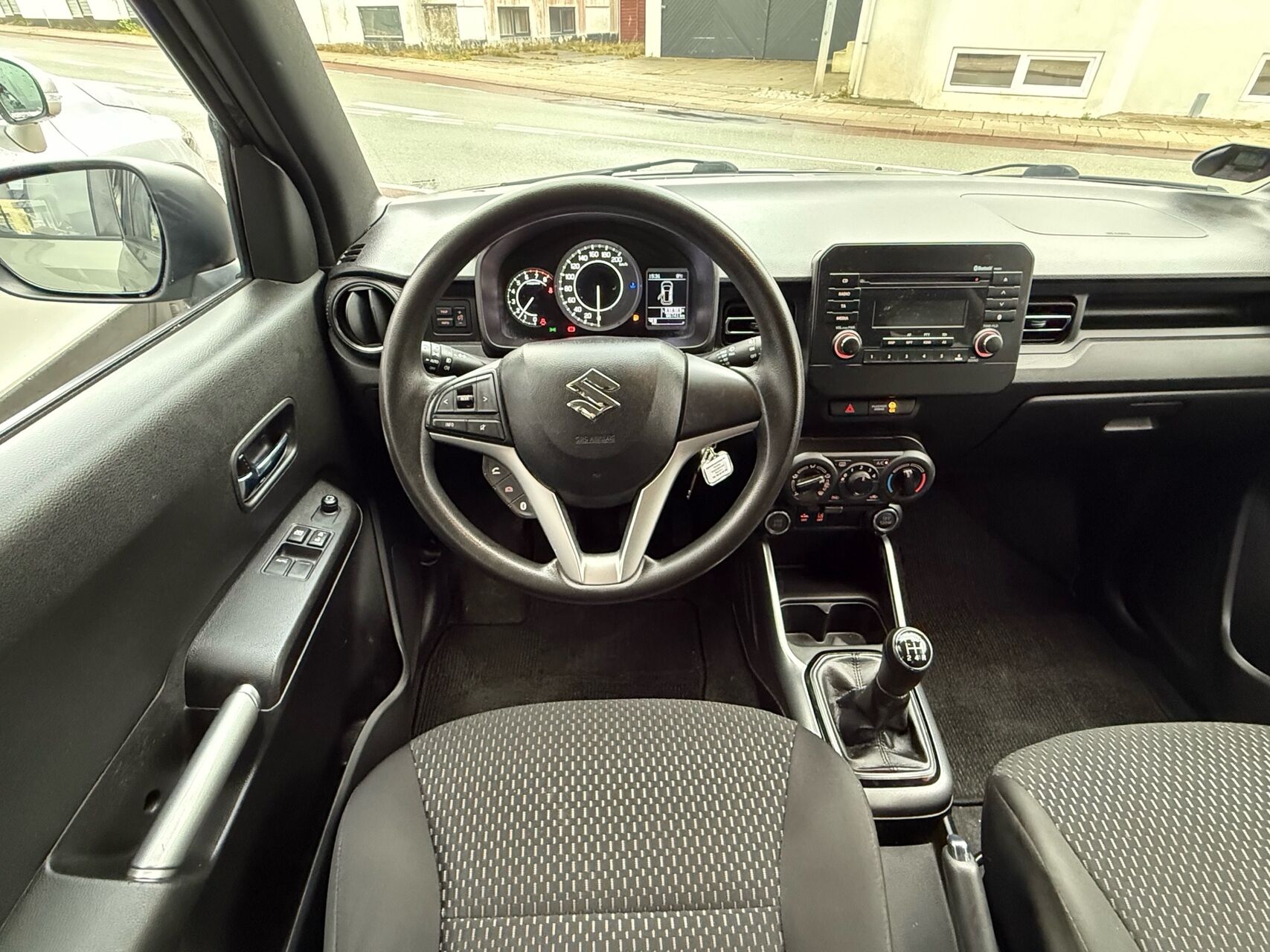 Billede af Suzuki Ignis 1,2 Dualjet  Mild hybrid Club AEB Hybrid 83HK 5d