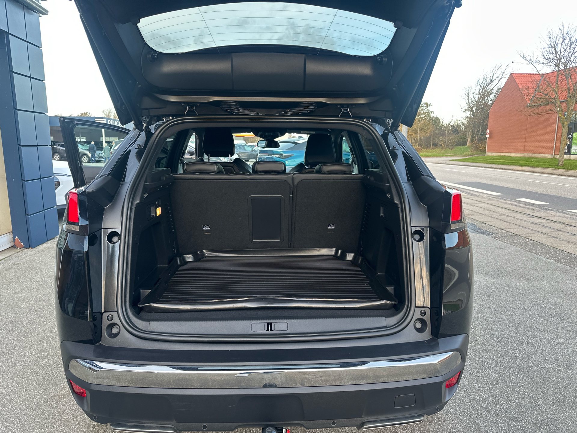 Billede af Peugeot 3008 1,5 BlueHDi Allure Pack EAT8 130HK 5d 8g Aut.