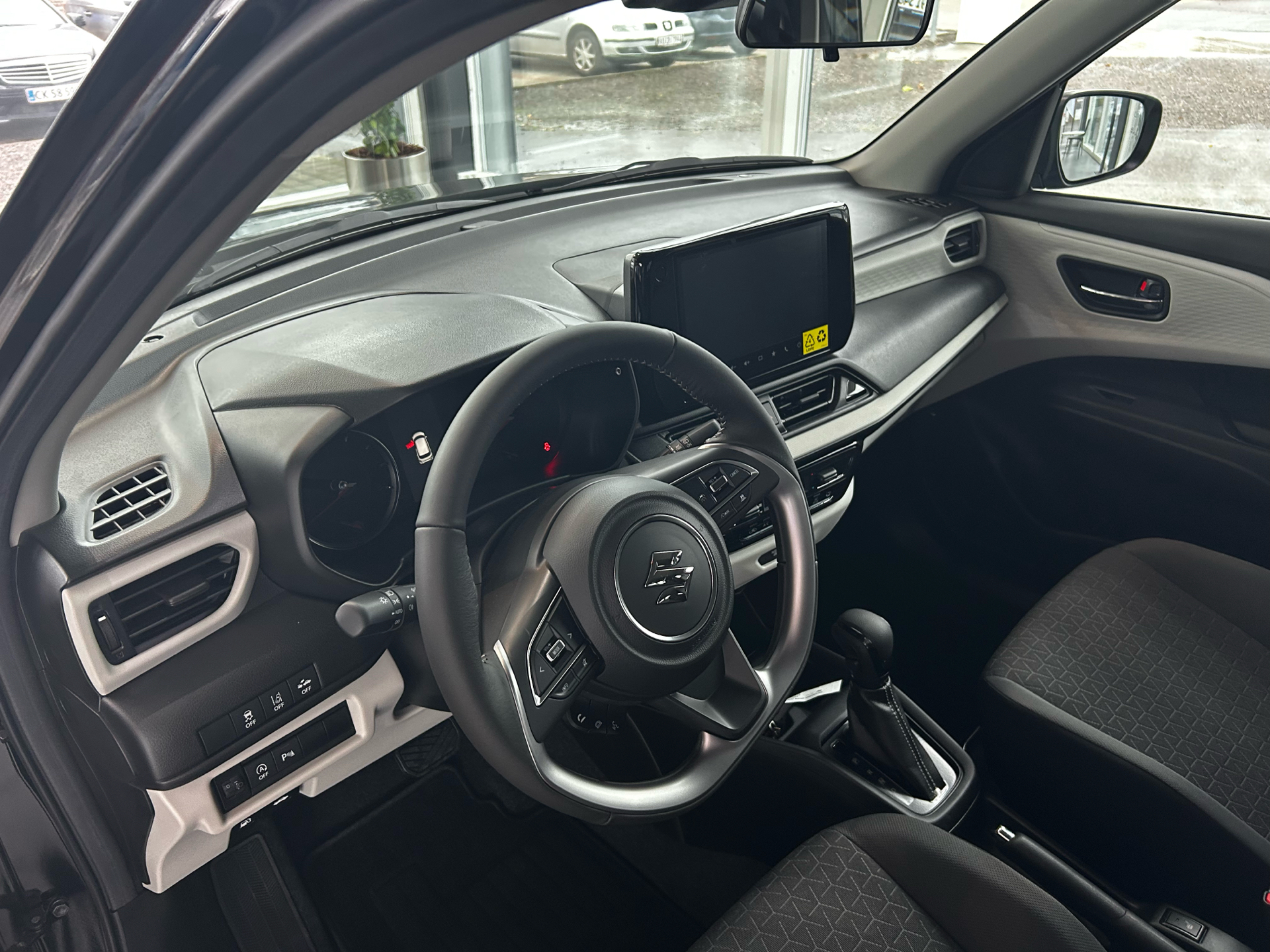 Billede af Suzuki Swift 1,2 Advance CVT 82HK 5d Aut.