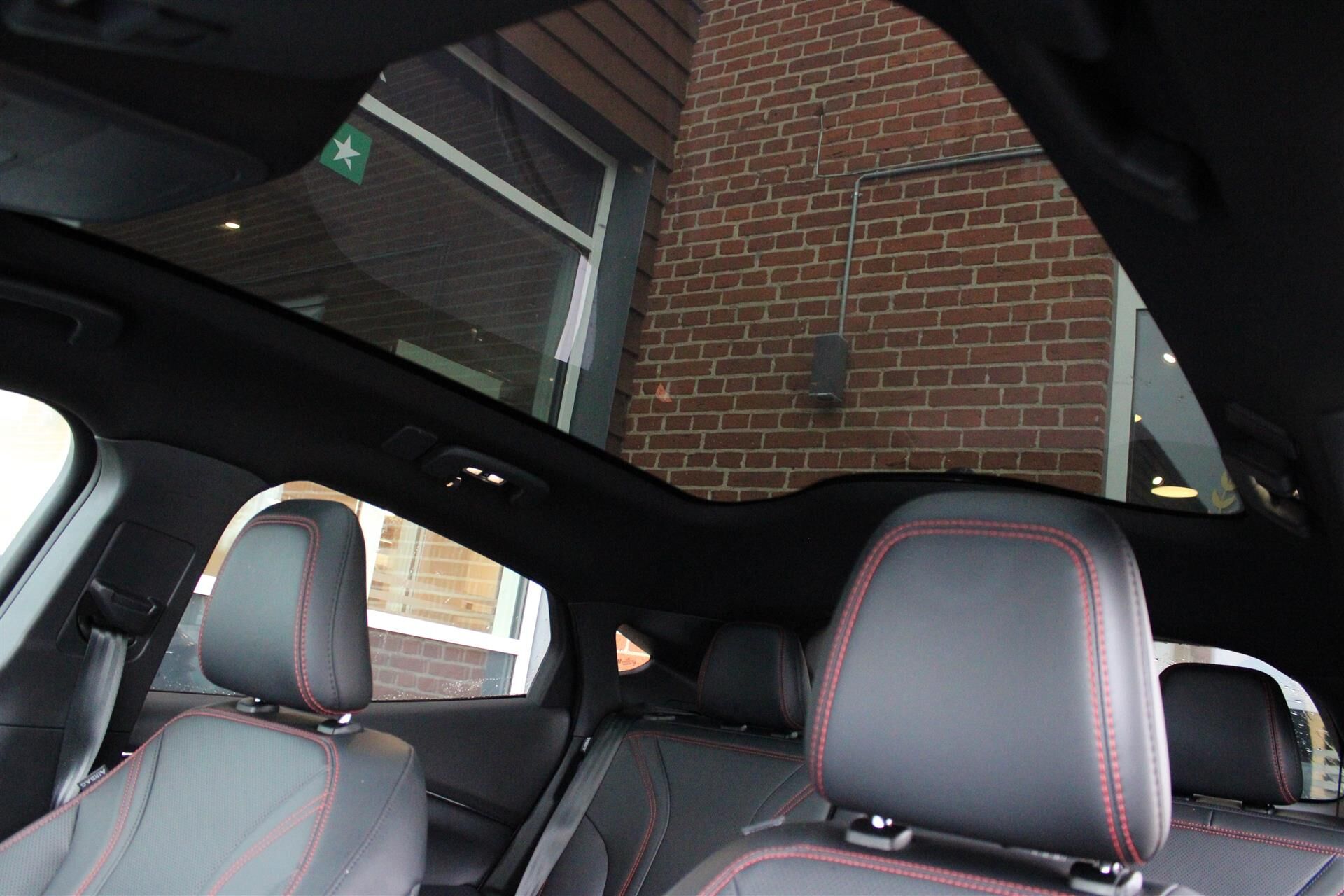 Billede af Ford Mustang Mach-E EL SR Premium AWD 269HK 5d Aut.