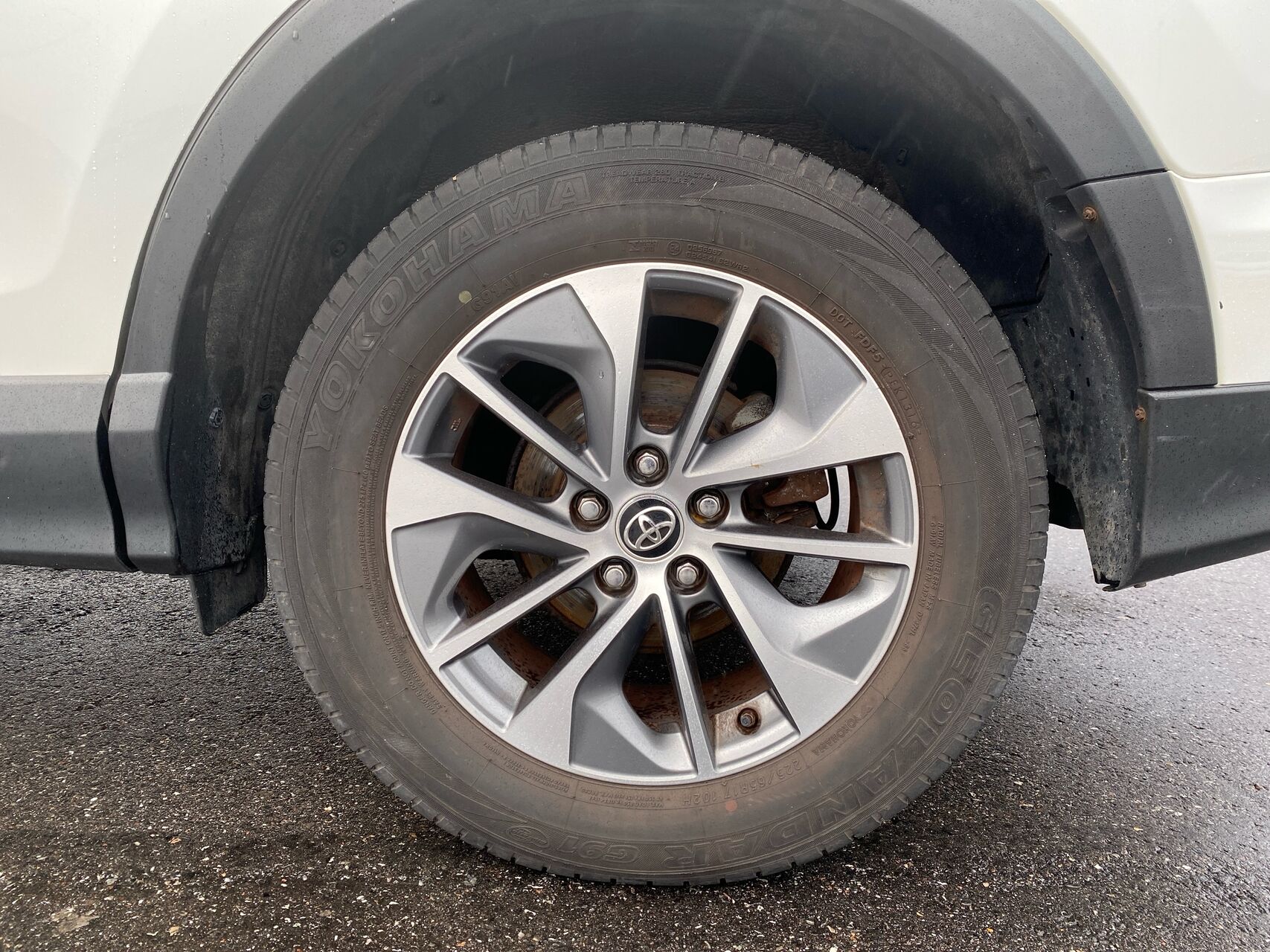 Billede af Toyota RAV4 2,5 Hybrid H3 Safety Sense 4x2 197HK 5d 6g Aut.