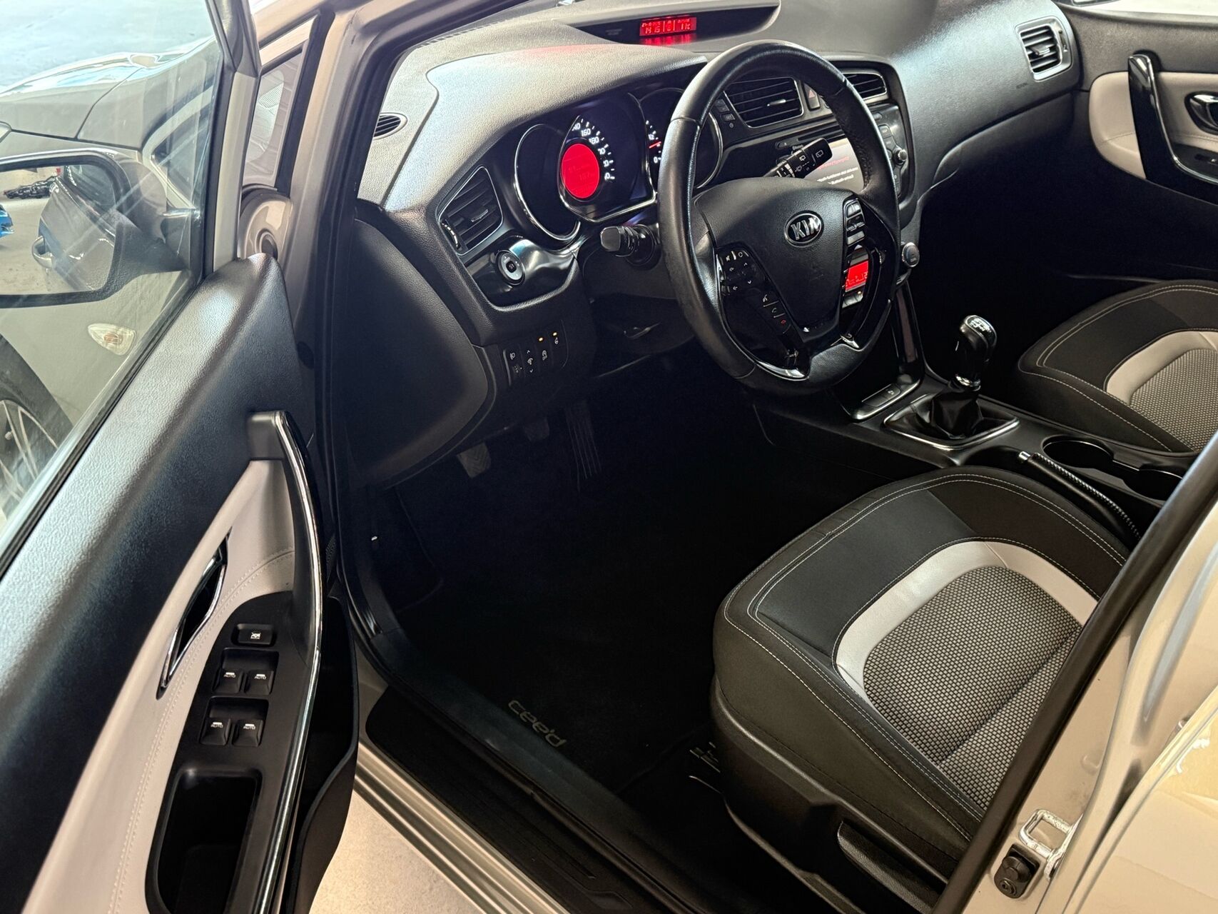 Billede af Kia Ceed SW 1,6 CRDI Collect 128HK Stc 6g